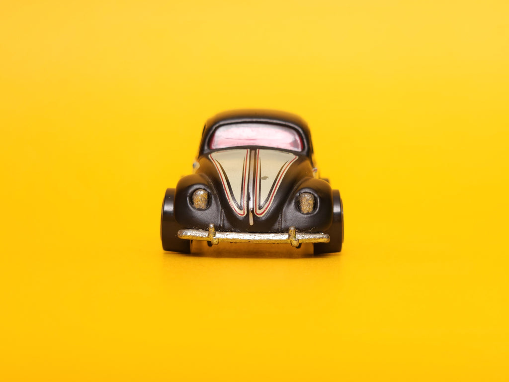 Volkswagen Beetle: Matte Black – 2008 Mattel Hot Wheels Basic