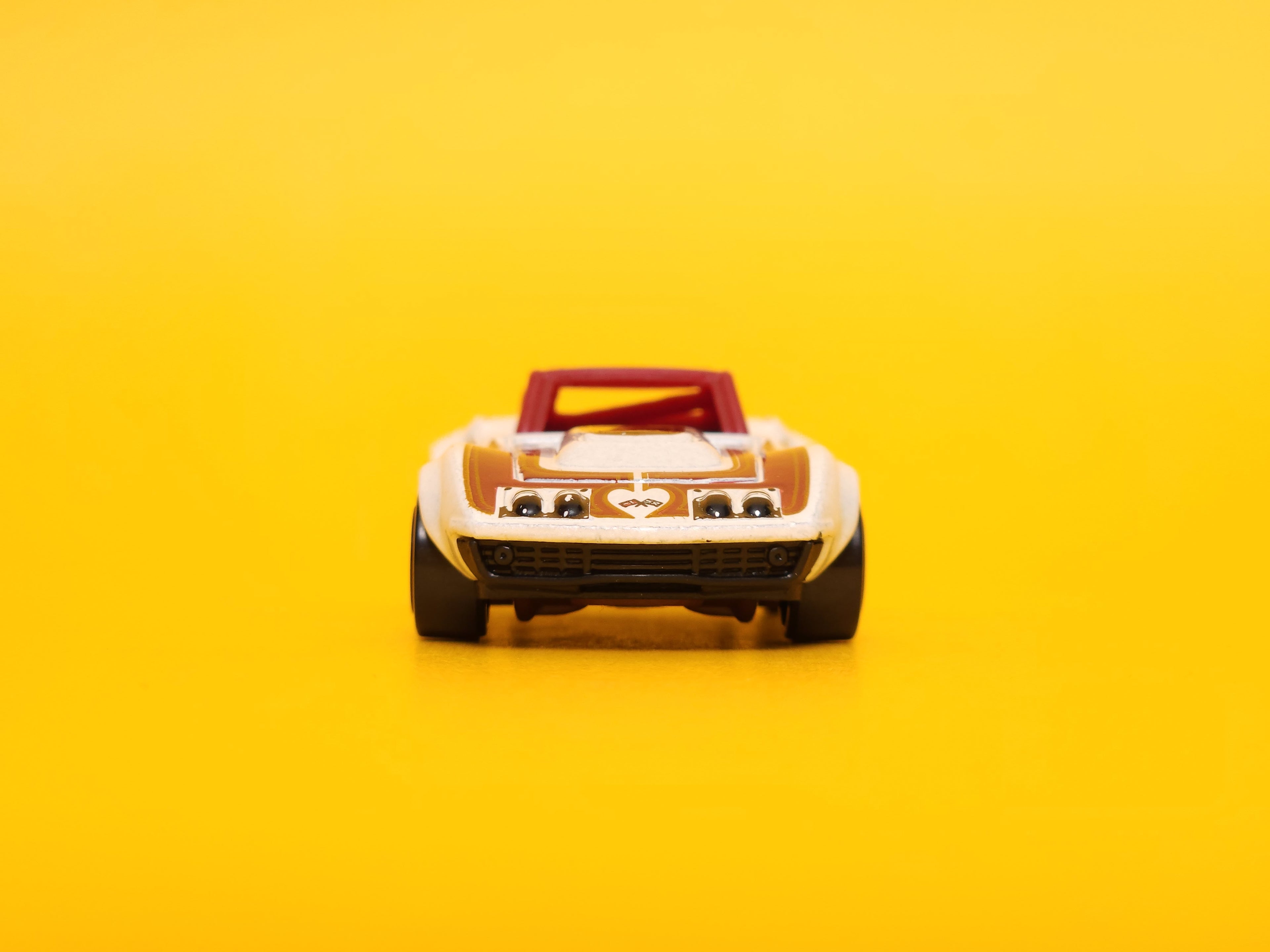 '69 Corvette Racer: Valentine's Day White – 2025 Mattel Hot Wheels Basic