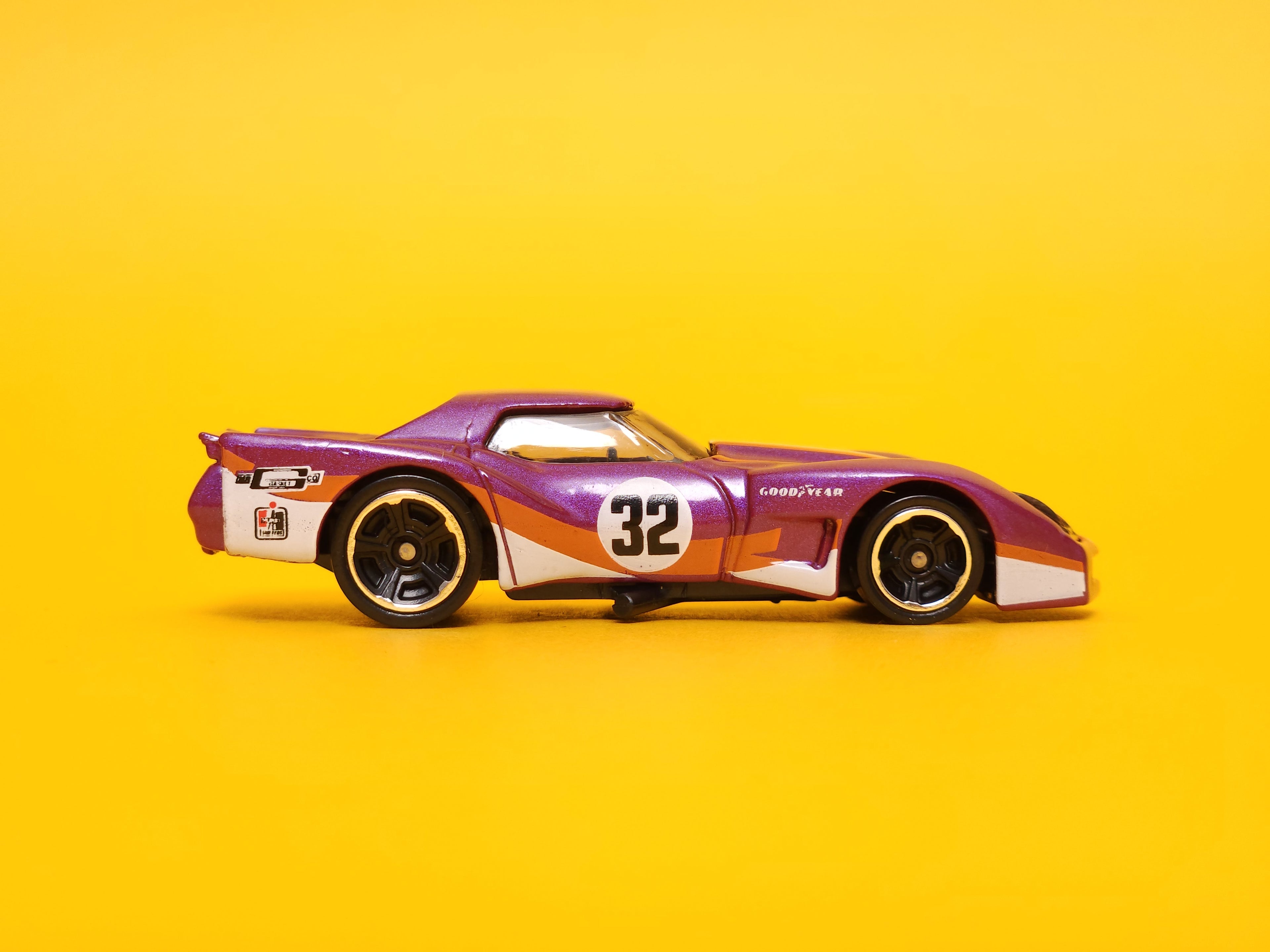 '76 Greenwood Corvette: Metalflake Plum – 2024 Mattel Hot Wheels Basic