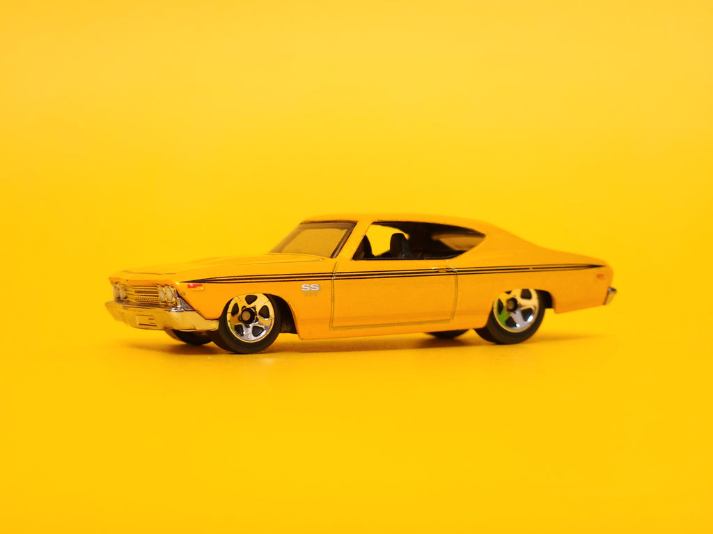 '69 Chevelle SS 396: Metalflake Yellow – 2008 Mattel Hot Wheels Basic 1st Edition