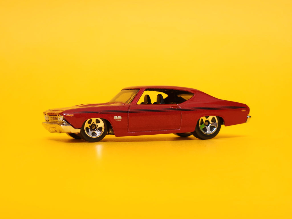 '69 Chevelle SS 396: Metalflake Dark Red – 2008 Mattel Hot Wheels Basic 1st Edition