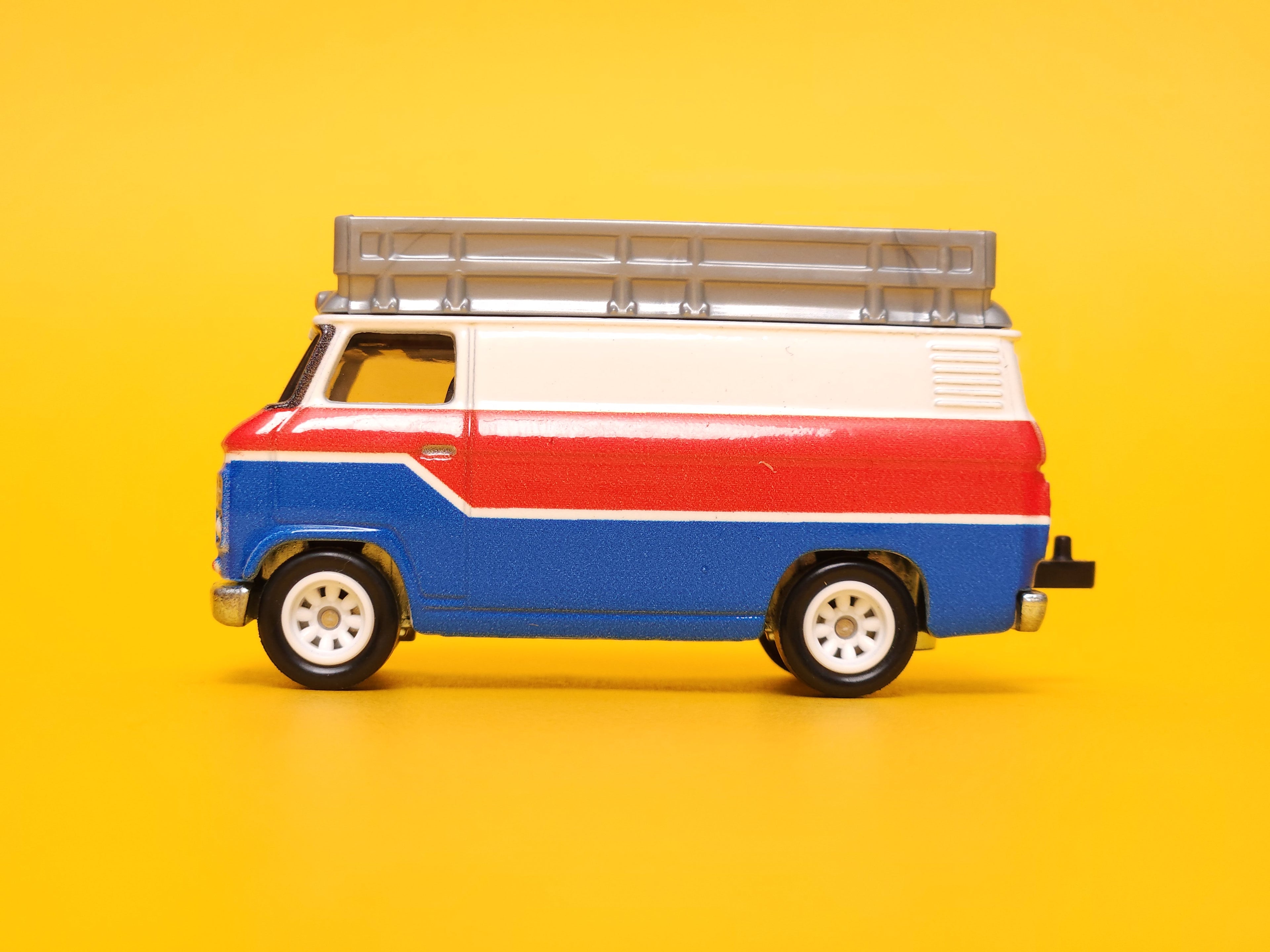HW Rally Hauler: White – 2023 Mattel Hot Wheels Premium