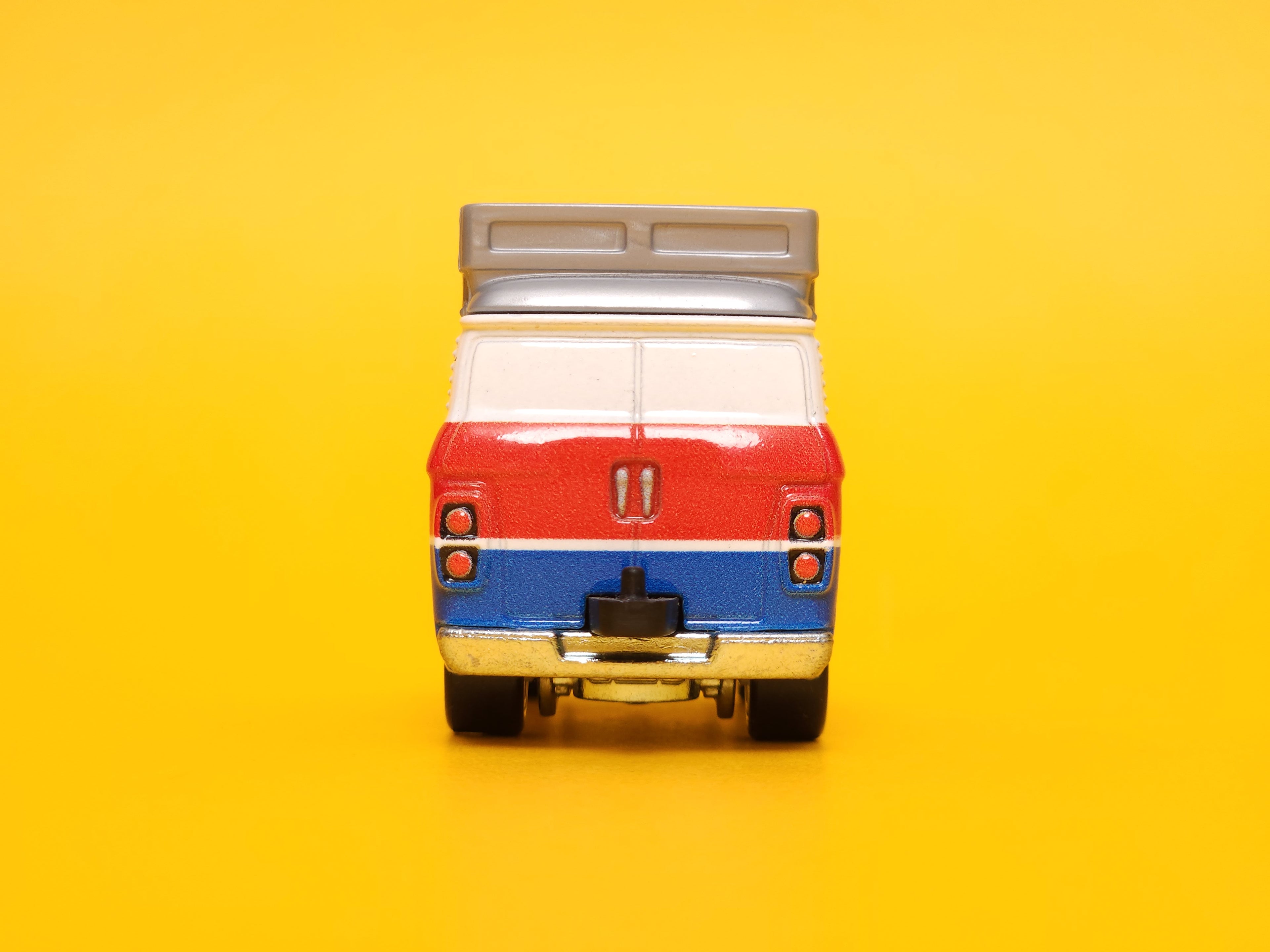 HW Rally Hauler: White – 2023 Mattel Hot Wheels Premium