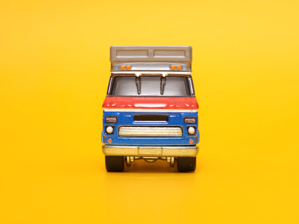HW Rally Hauler: White – 2023 Mattel Hot Wheels Premium