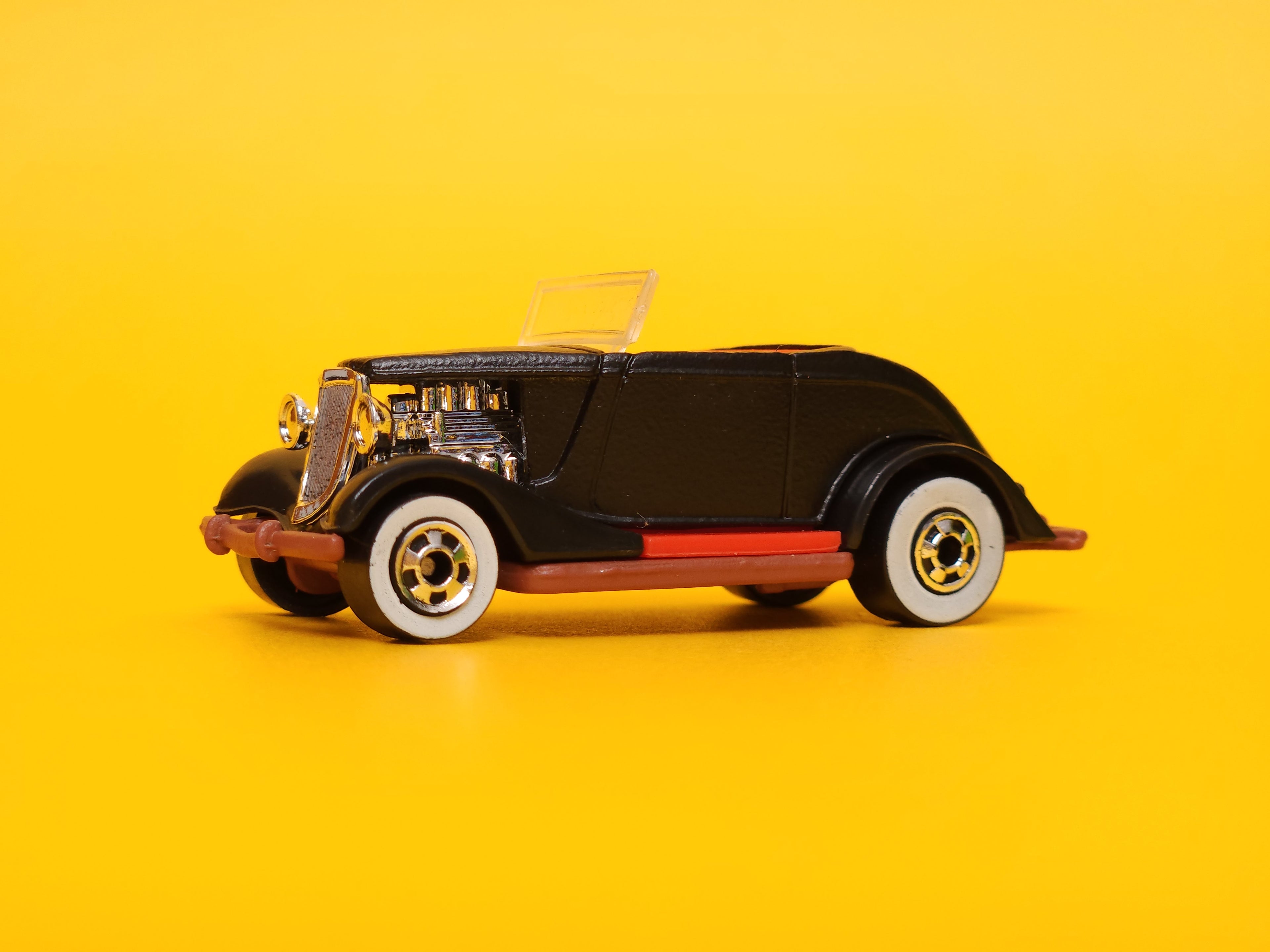 '33 Ford Roadster: Flat Black – 2001 Mattel Hot Wheels Basic