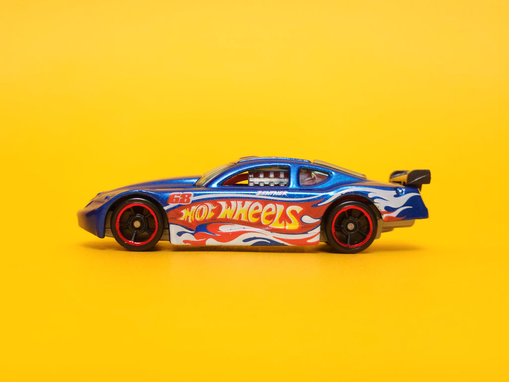 Circle Tracker: Metallic Blue – 2010 Mattel Hot Wheels Basic