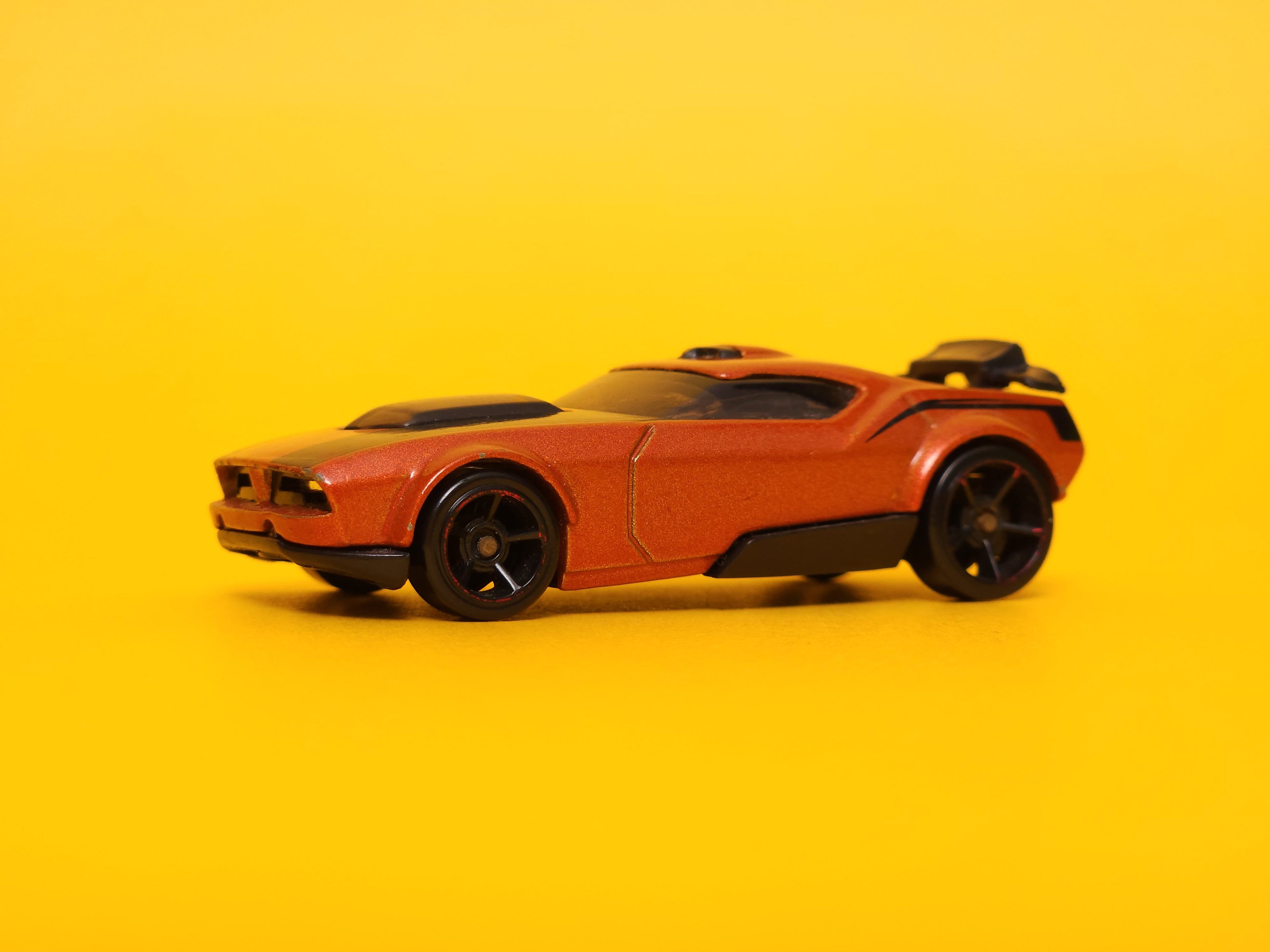 Fast Fish: Metalflake Burnt Orange – 2008 Mattel Hot Wheels Basic 1st Edition