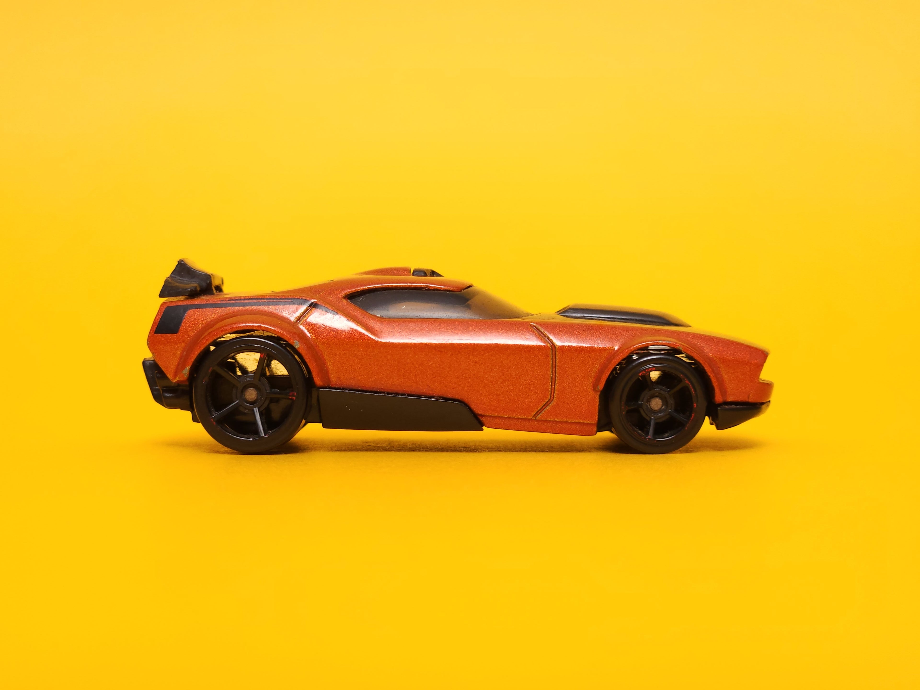 Fast Fish: Metalflake Burnt Orange – 2008 Mattel Hot Wheels Basic 1st Edition