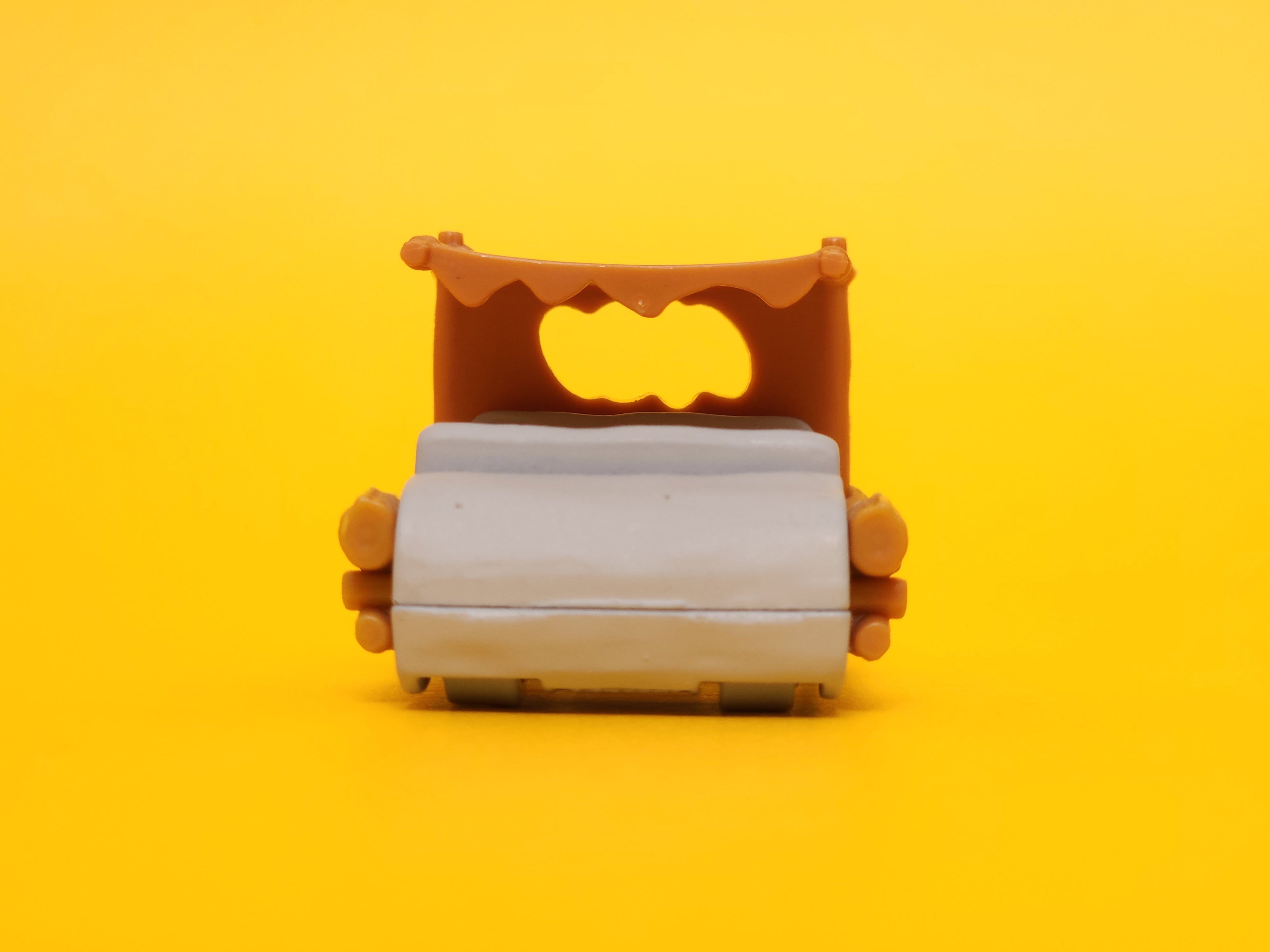 The Flintstones Flintmobile: Brown – 2014 Mattel Hot Wheels Basic