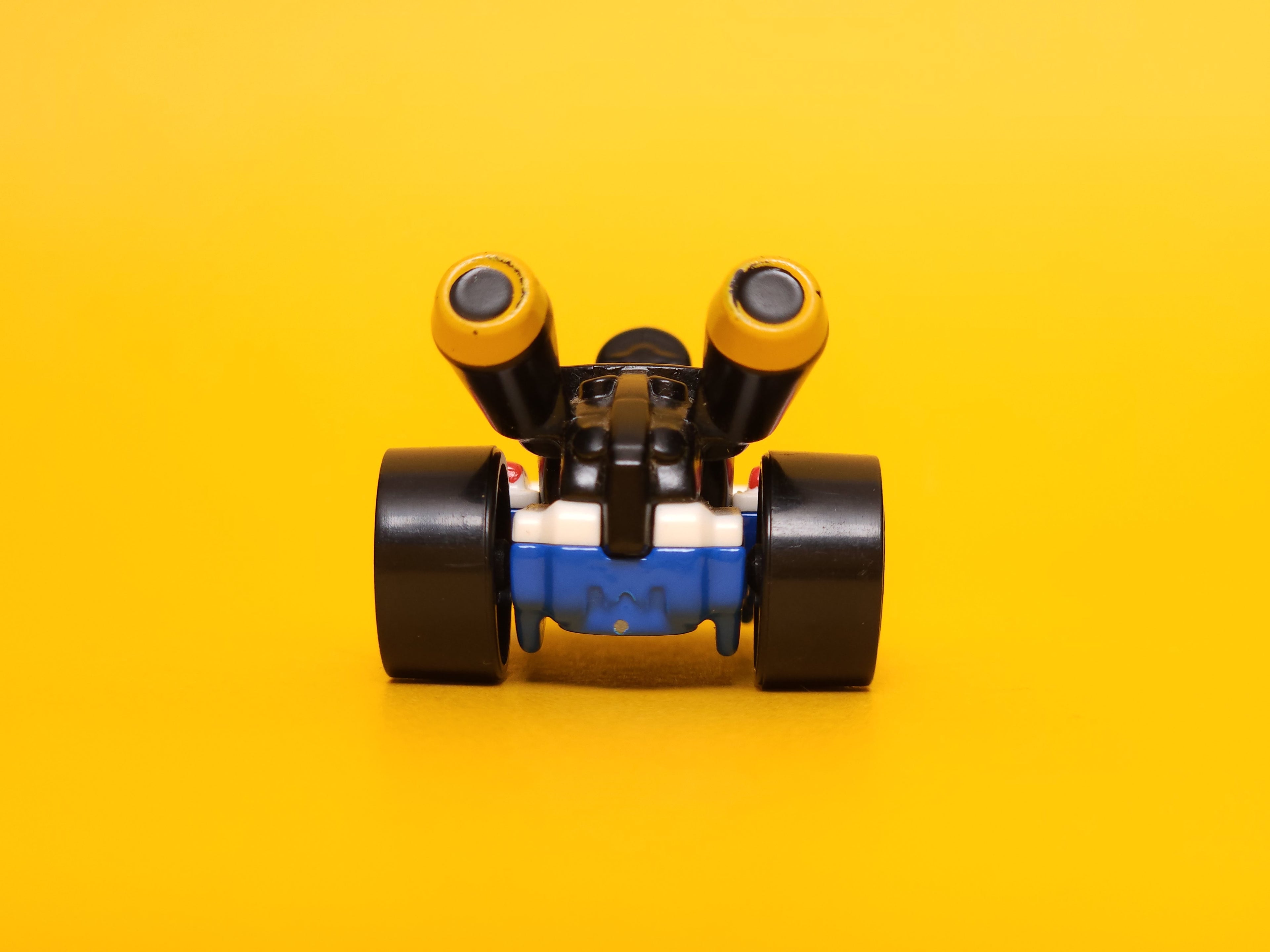 Standard Kart: Mario Red & White – 2023 Mattel Hot Wheels Basic