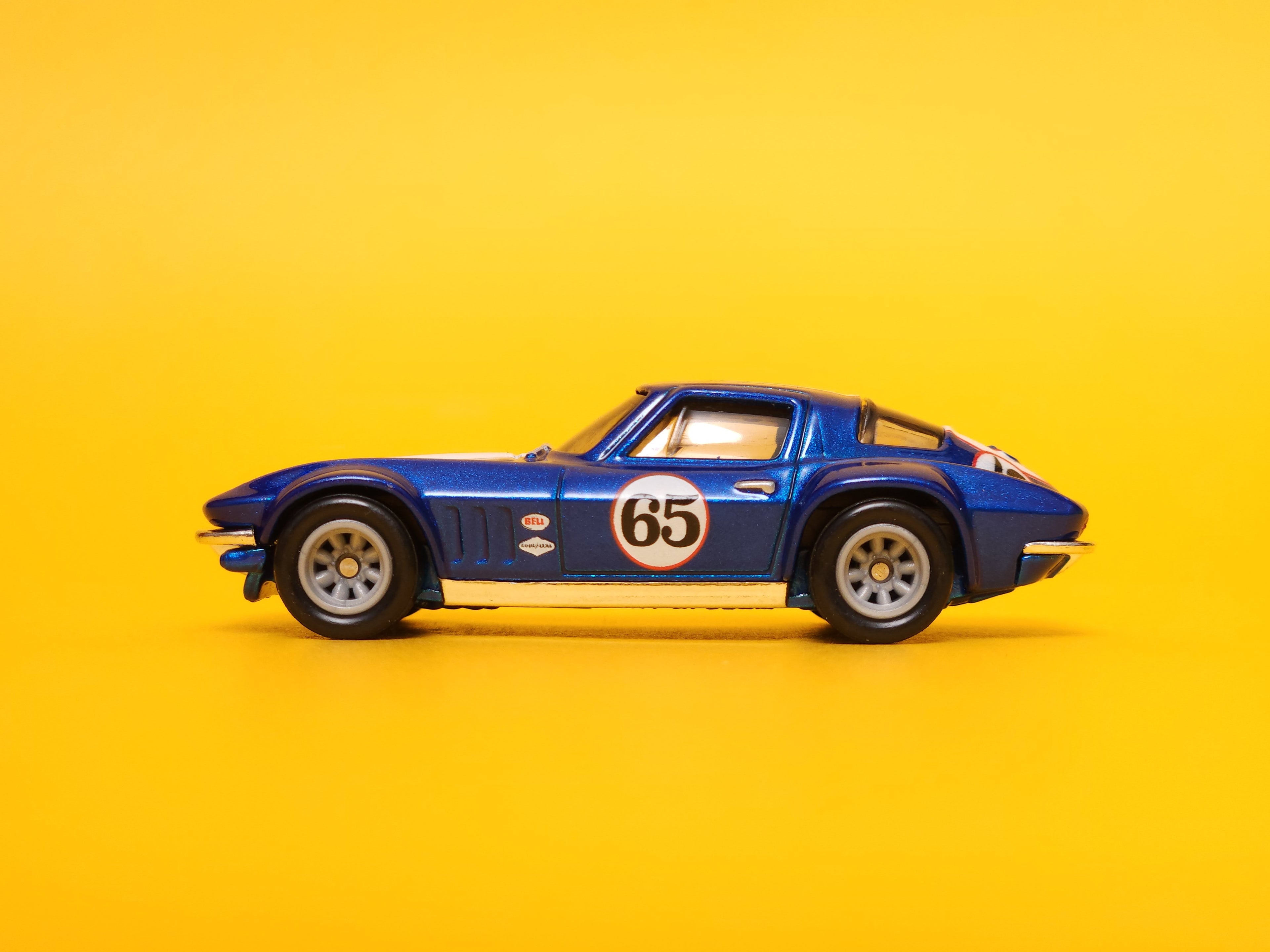 Custom Corvette Stingray Coupe: Metalflake Blue  – 2024 Mattel Hot Wheels Premium