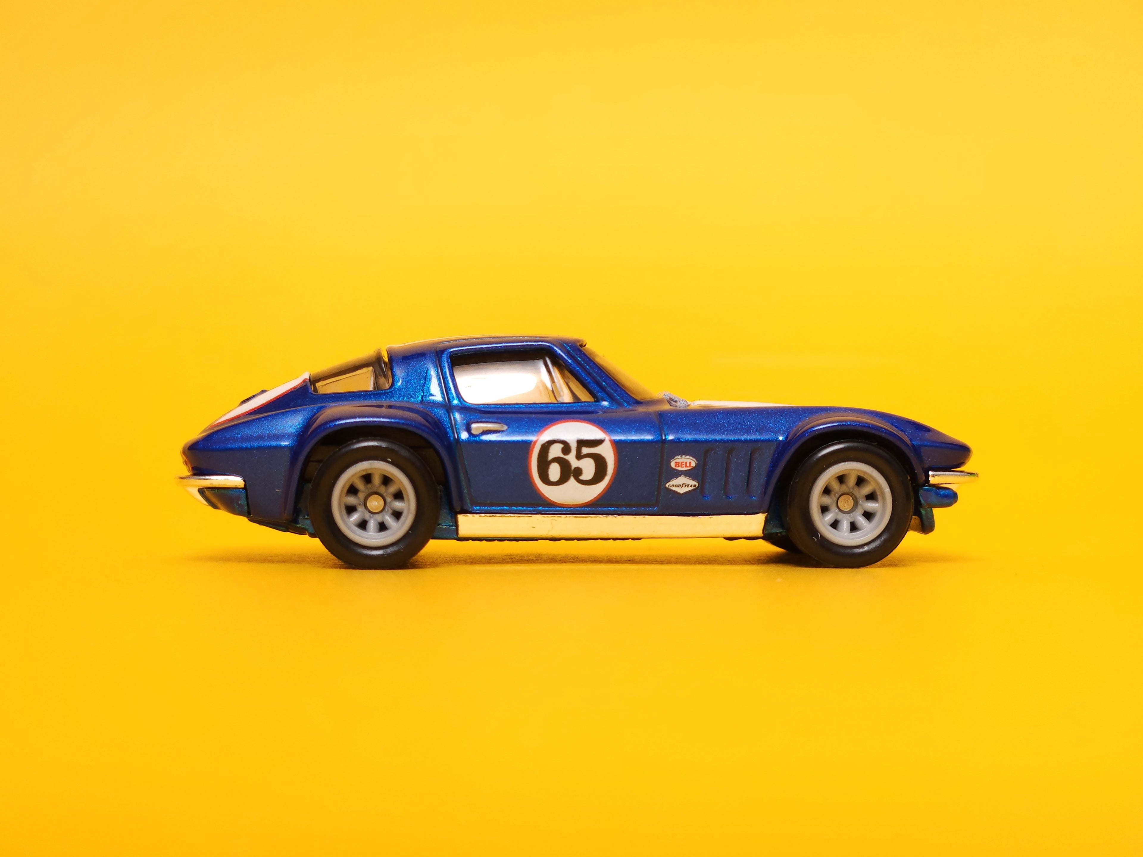 Custom Corvette Stingray Coupe: Metalflake Blue  – 2024 Mattel Hot Wheels Premium