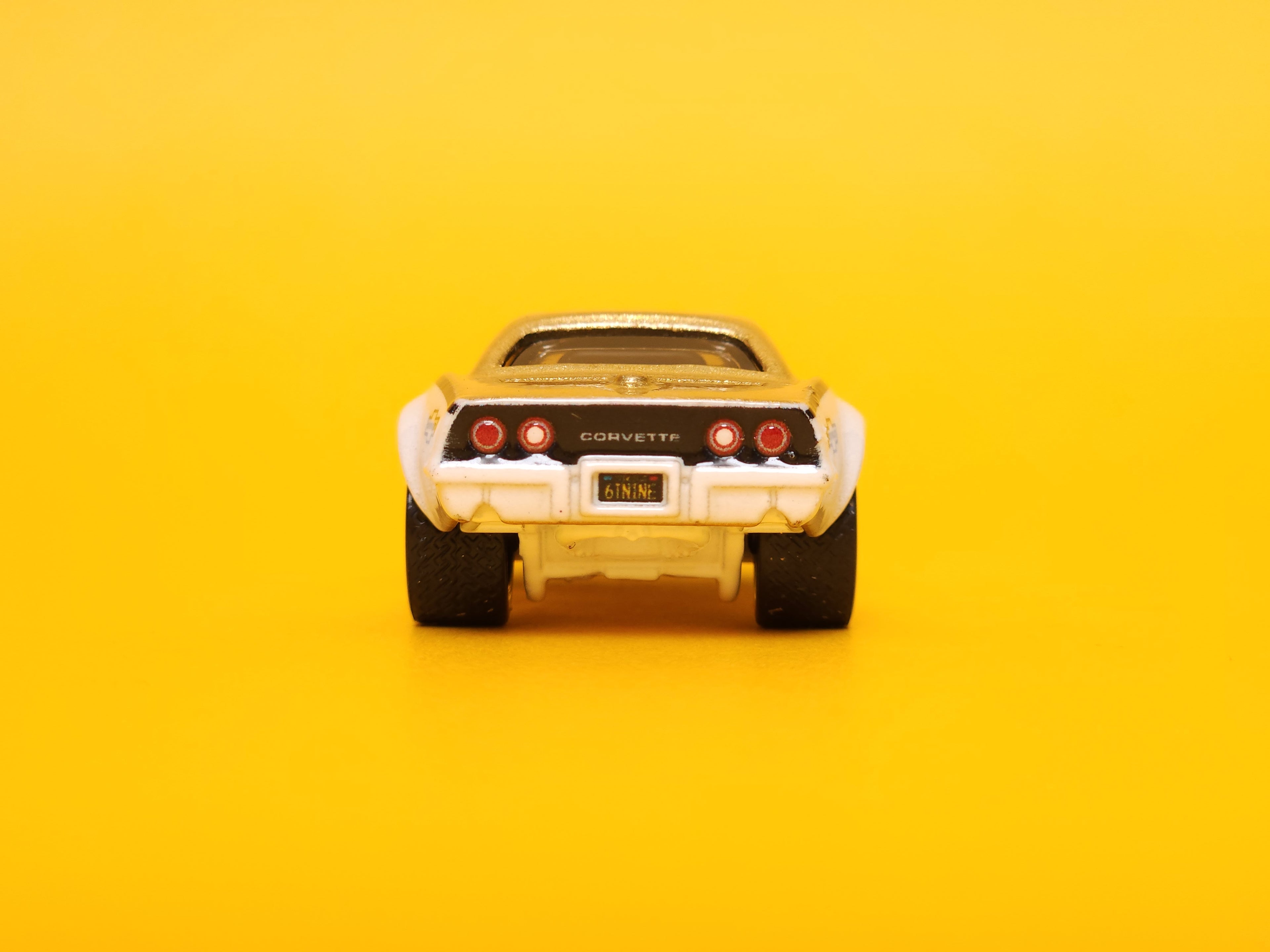 '69 COPO Corvette: White – 2024 Mattel Hot Wheels Premium