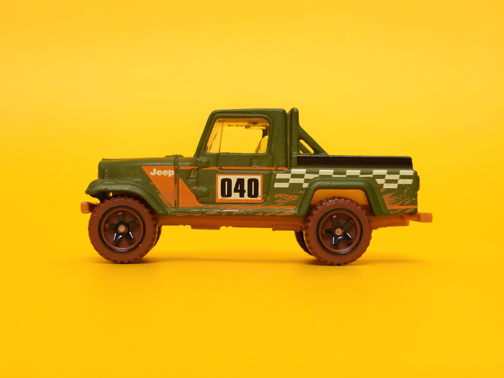 Jeep Scrambler: Olive Green – 2019 Mattel Hot Wheels Silver