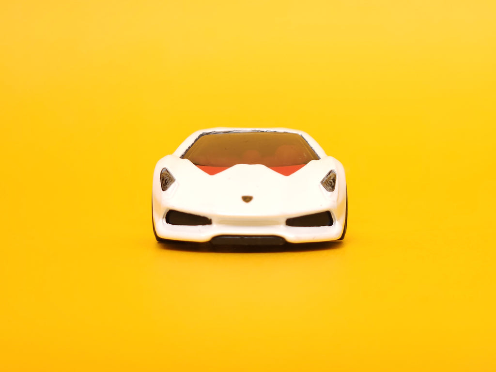 Lamborghini Sesto Elemento: White – 2024 Mattel Hot Wheels Basic
