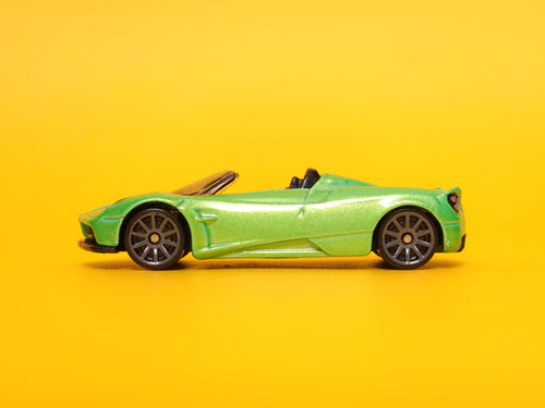 '17 Pagani Huayra Roadster: Pearl Verde Firenze – 2020 Mattel Hot Wheels Basic
