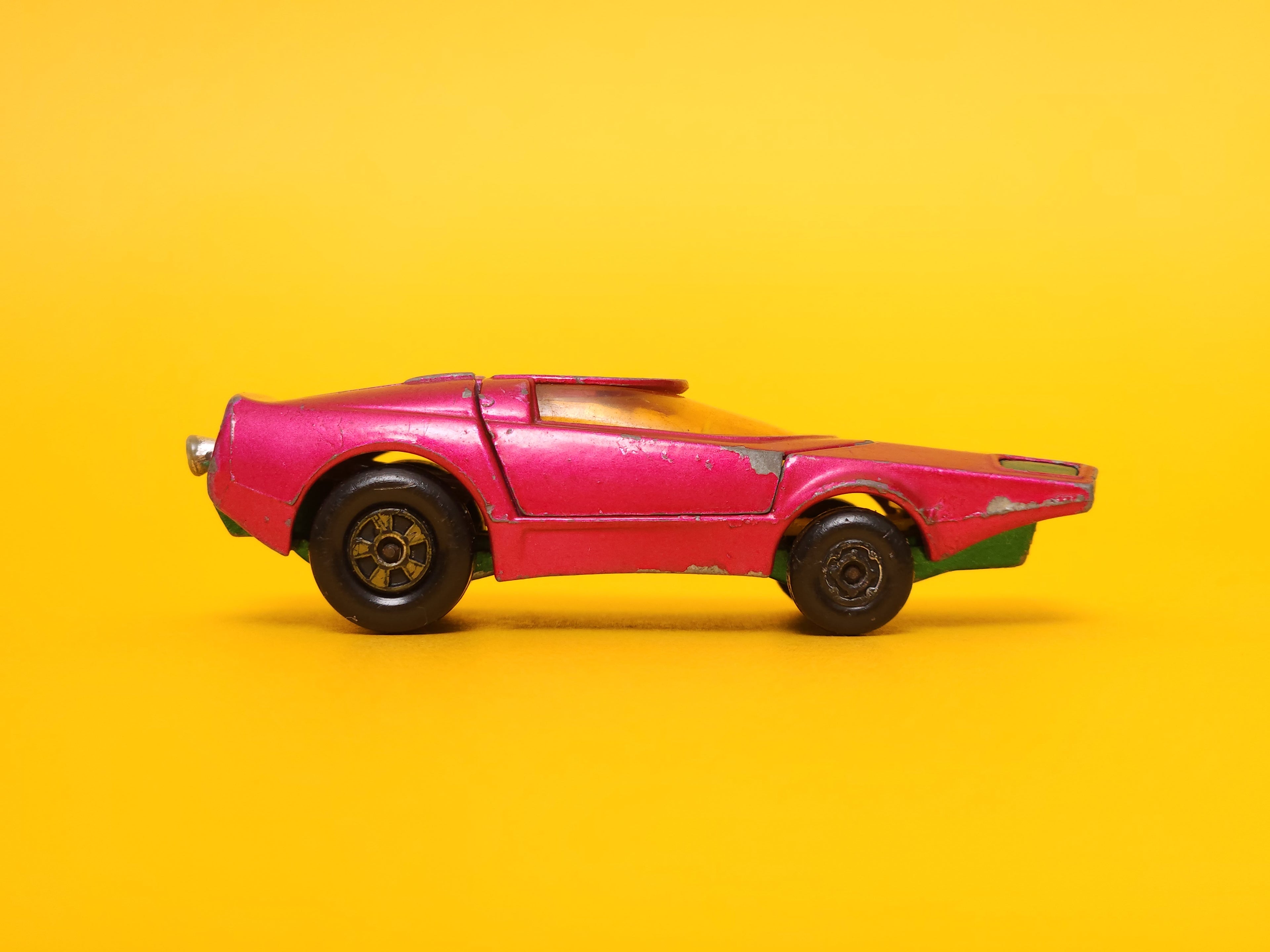 Clipper: Metallic Magenta – 1973 Lesney Matchbox Premium 1st Edition