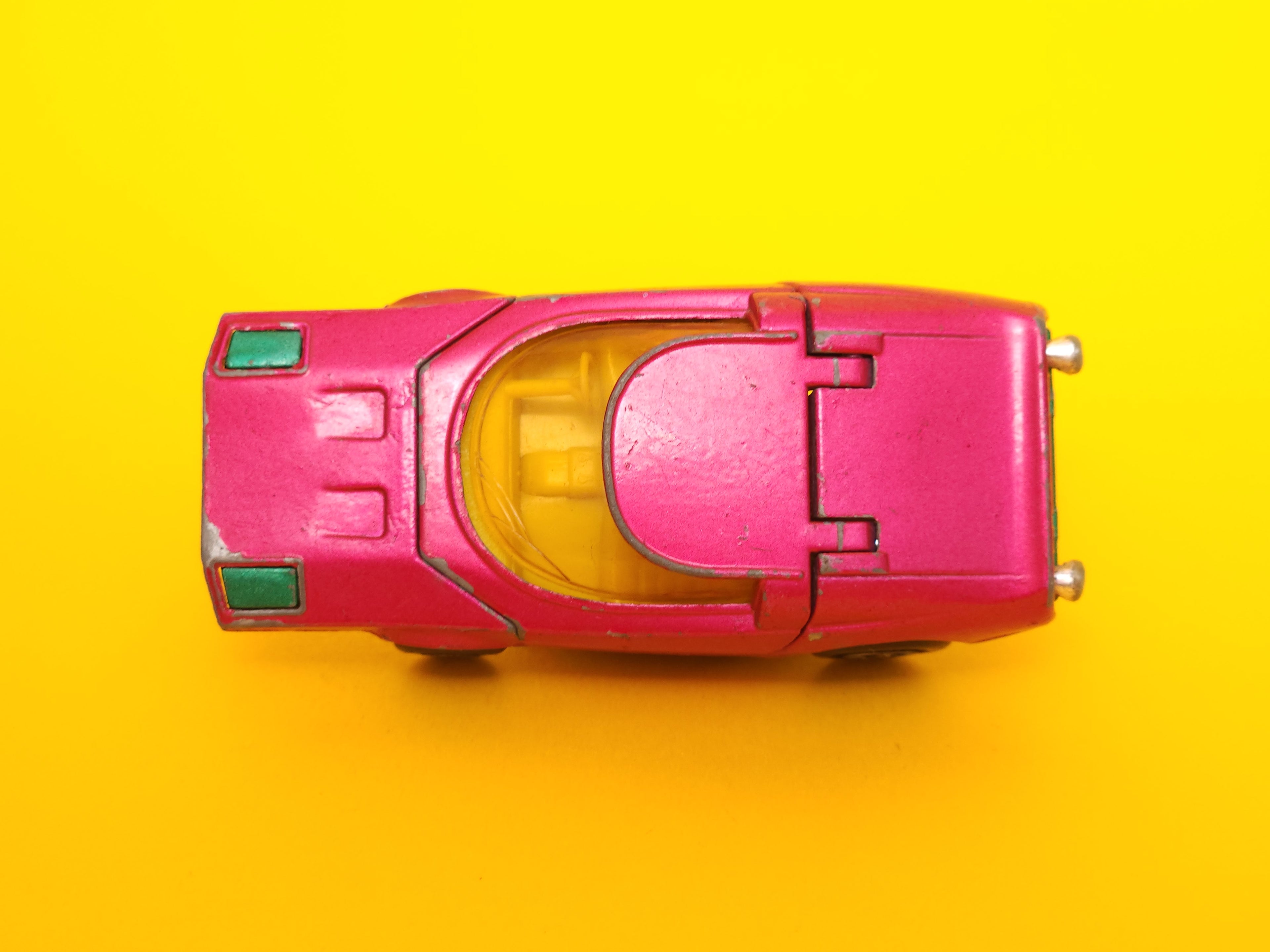 Clipper: Metallic Magenta – 1973 Lesney Matchbox Premium 1st Edition