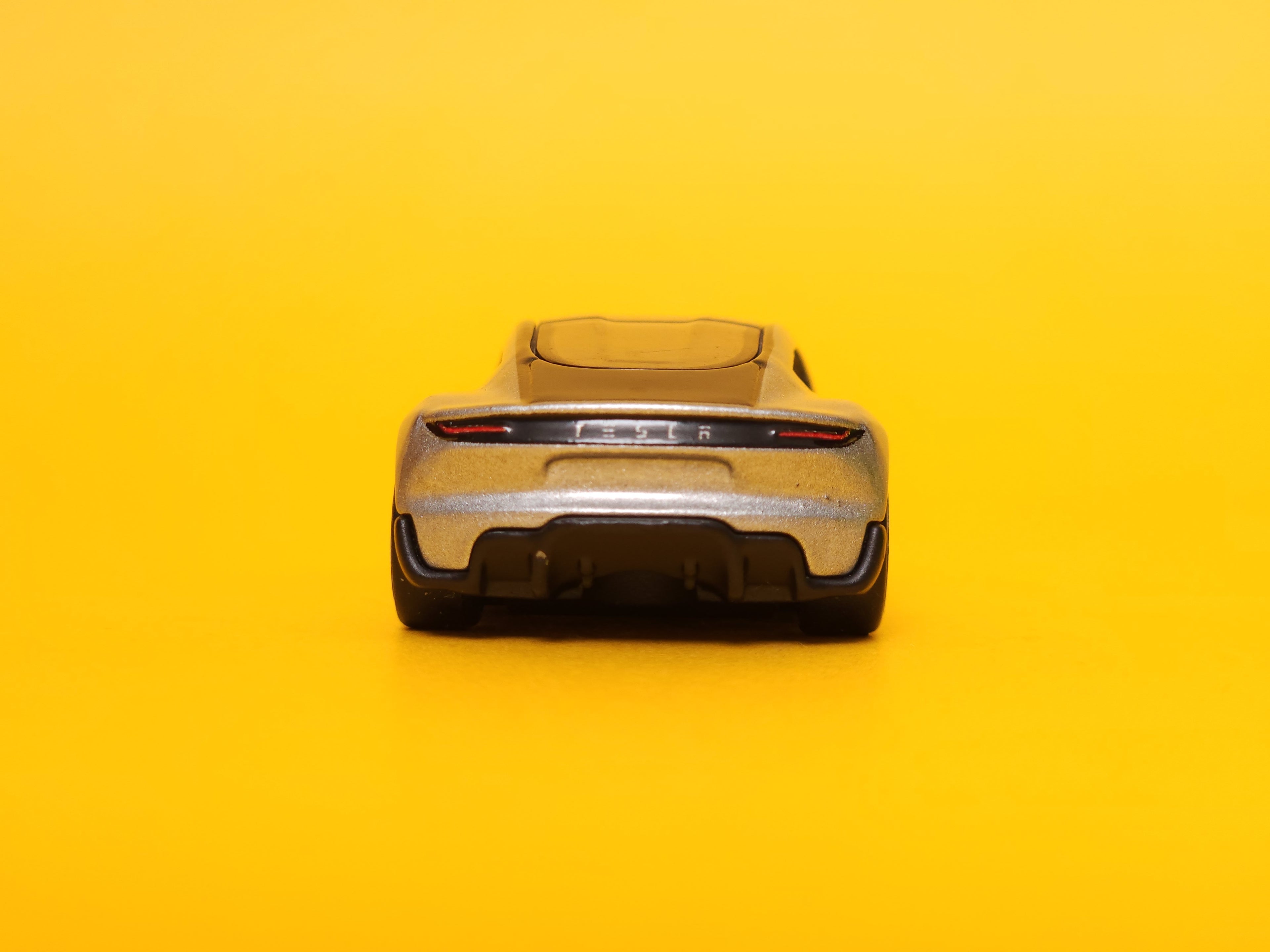 Tesla Roadster: Metalflake Silver – 2022 Mattel Hot Wheels Premium 1st Edition