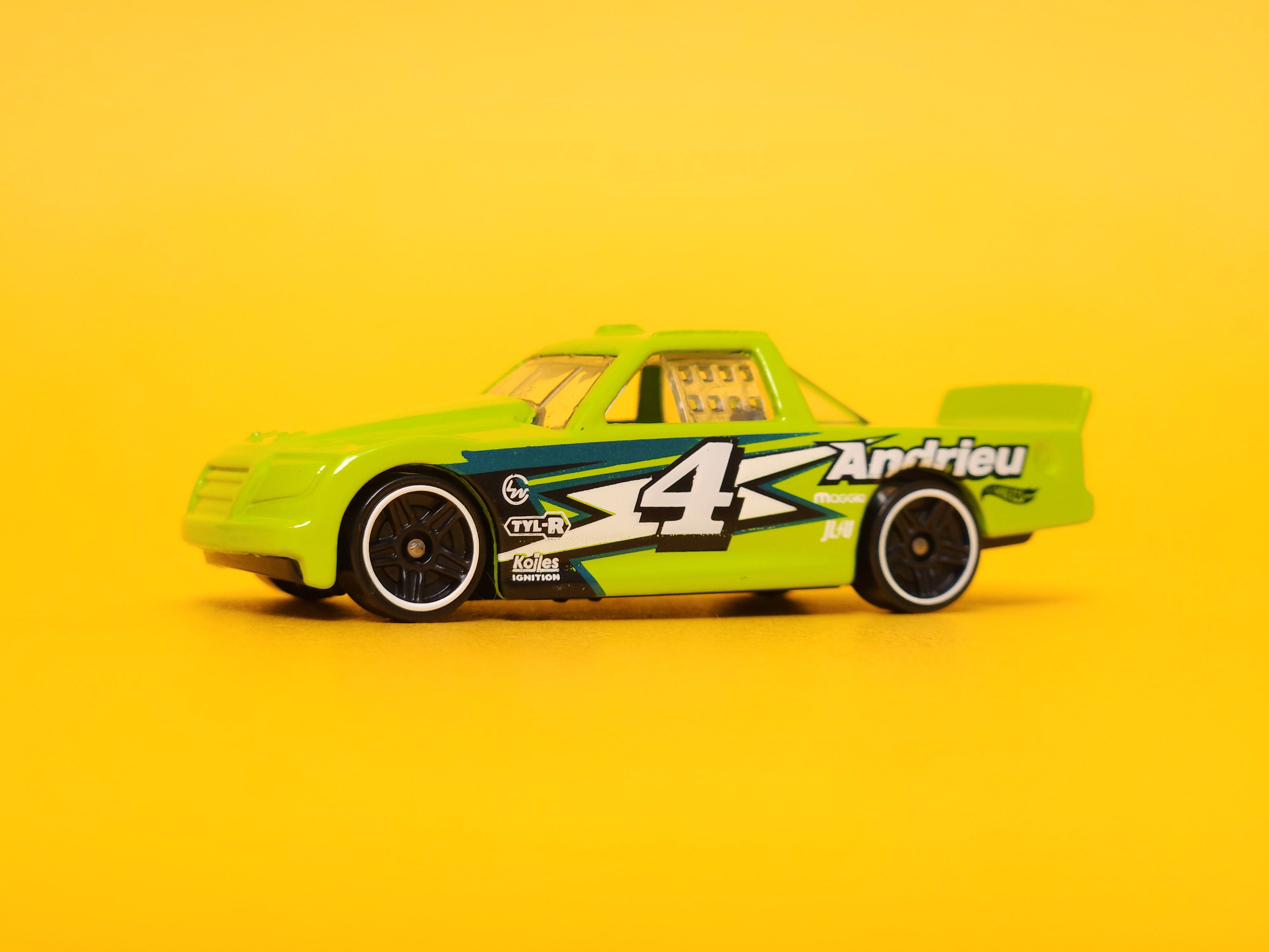 Circle Trucker: Lime – 2024 Mattel Hot Wheels Basic