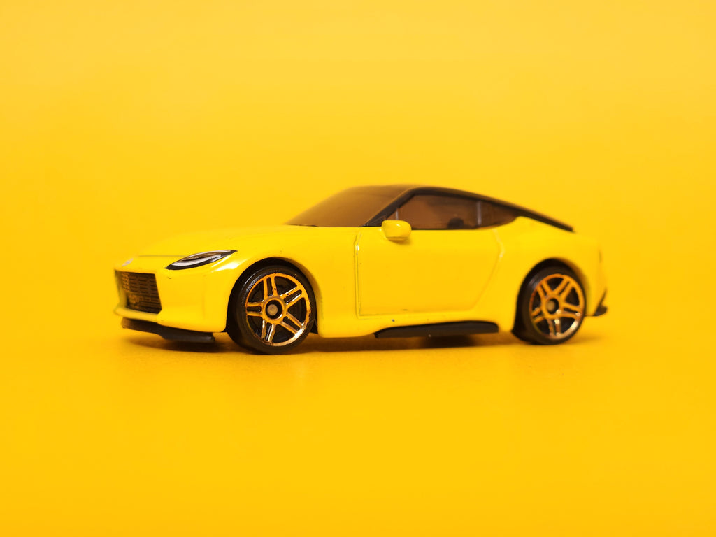 Nissan Z proto: Ikazuchi Yellow – 2022 Mattel Hot Wheels Basic 1st Edition