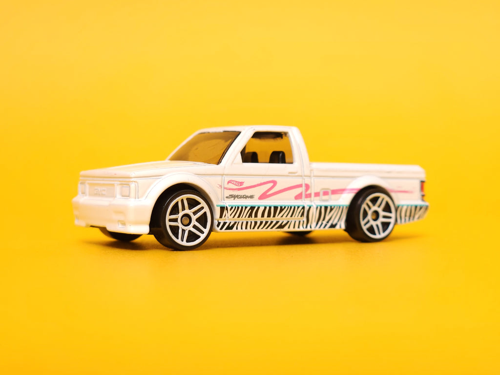 '91 GMC Syclone: White – 2024 Mattel Hot Wheels Basic