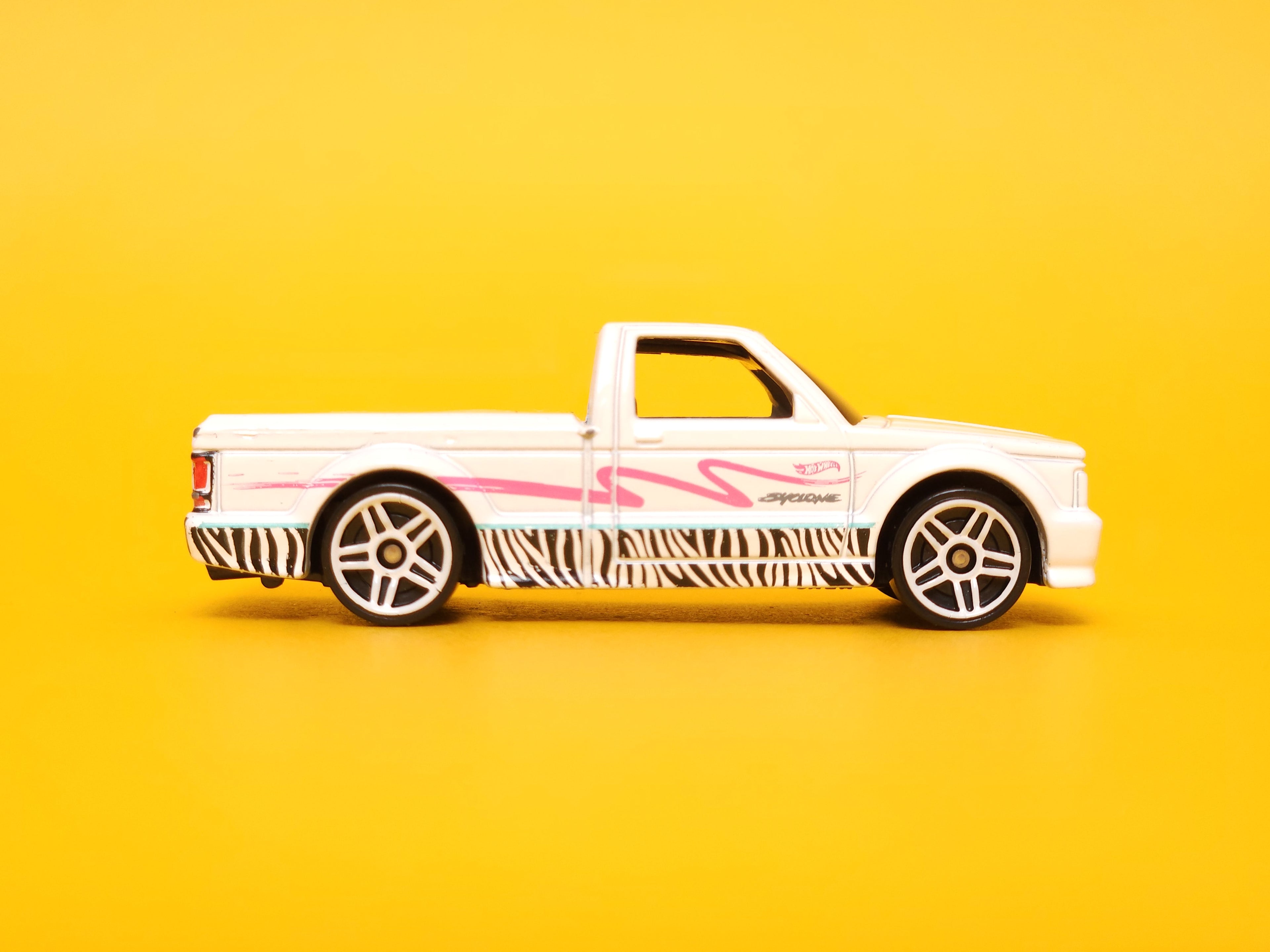 '91 GMC Syclone: White – 2024 Mattel Hot Wheels Basic