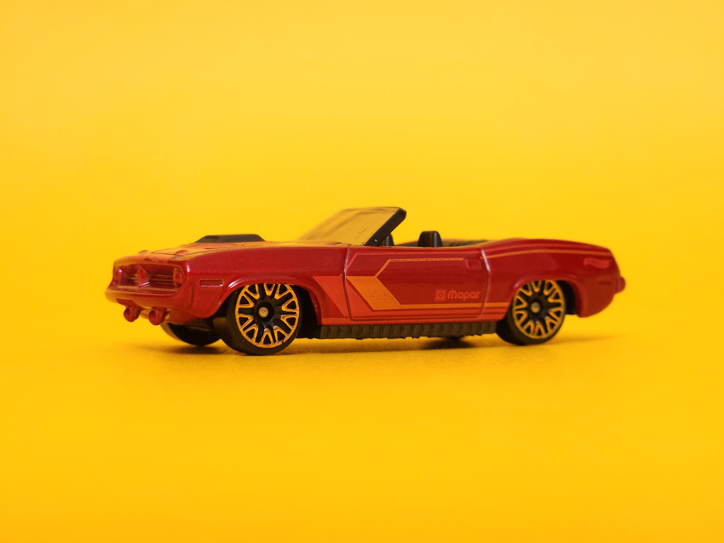'70 Plymouth Barracuda: Metalflake Red – 2024 Mattel Hot Wheels Basic