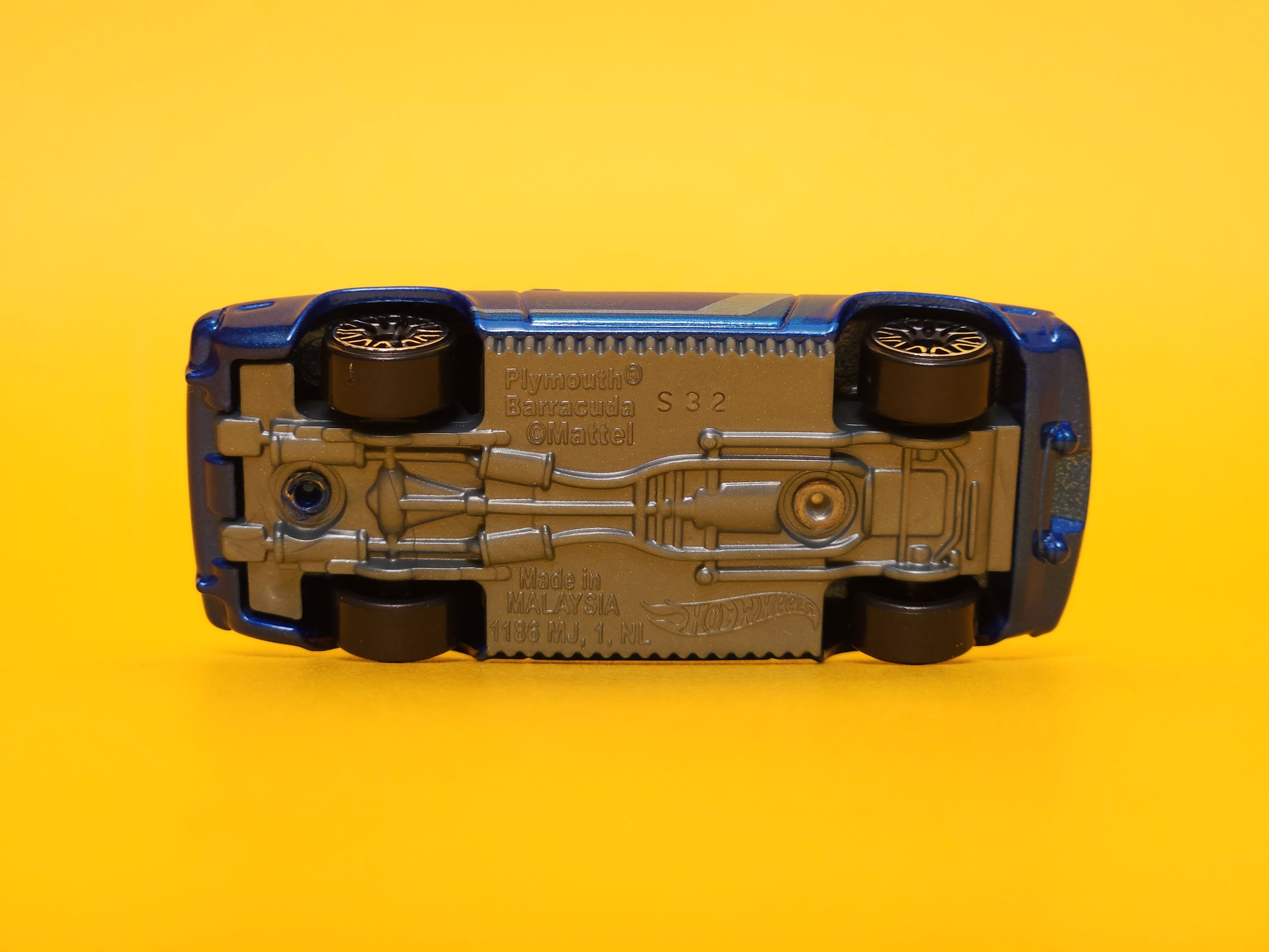 '70 Plymouth Barracuda: Metalflake Dark Blue – 2024 Mattel Hot Wheels Basic