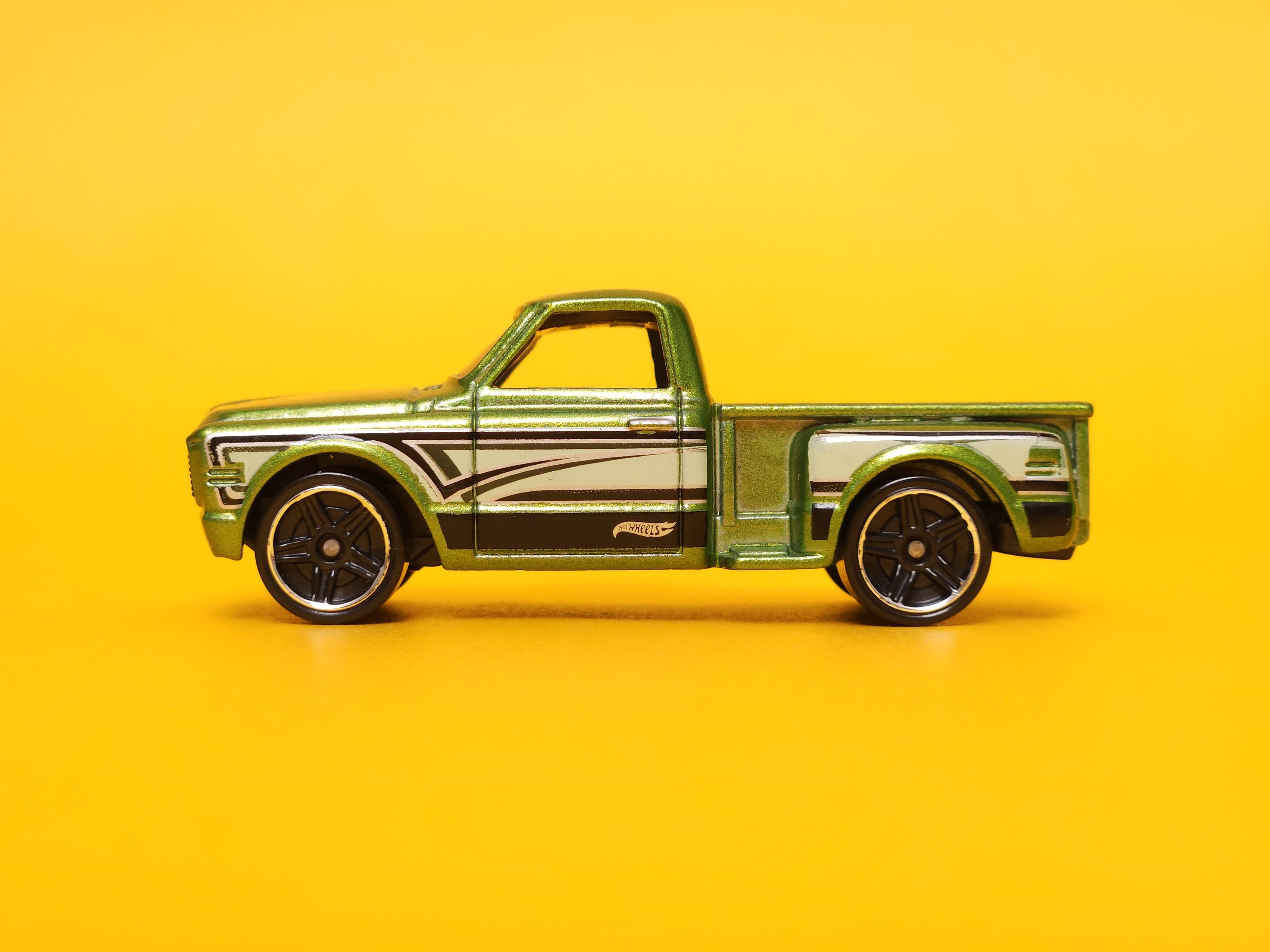 Custom '69 Chevy: Metalflake Olive – 2013 Mattel Hot Wheels Basic