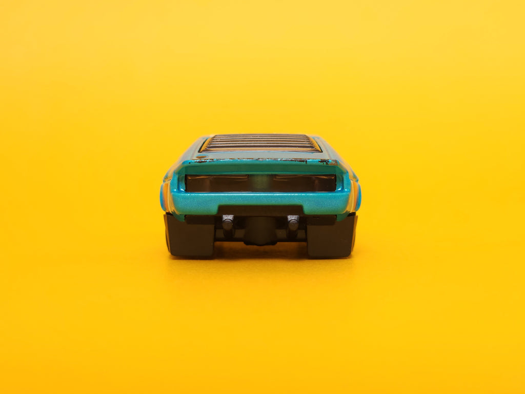 Dimachinni Veloce: Metalflake Teal – 2023 Mattel Hot Wheels Basic