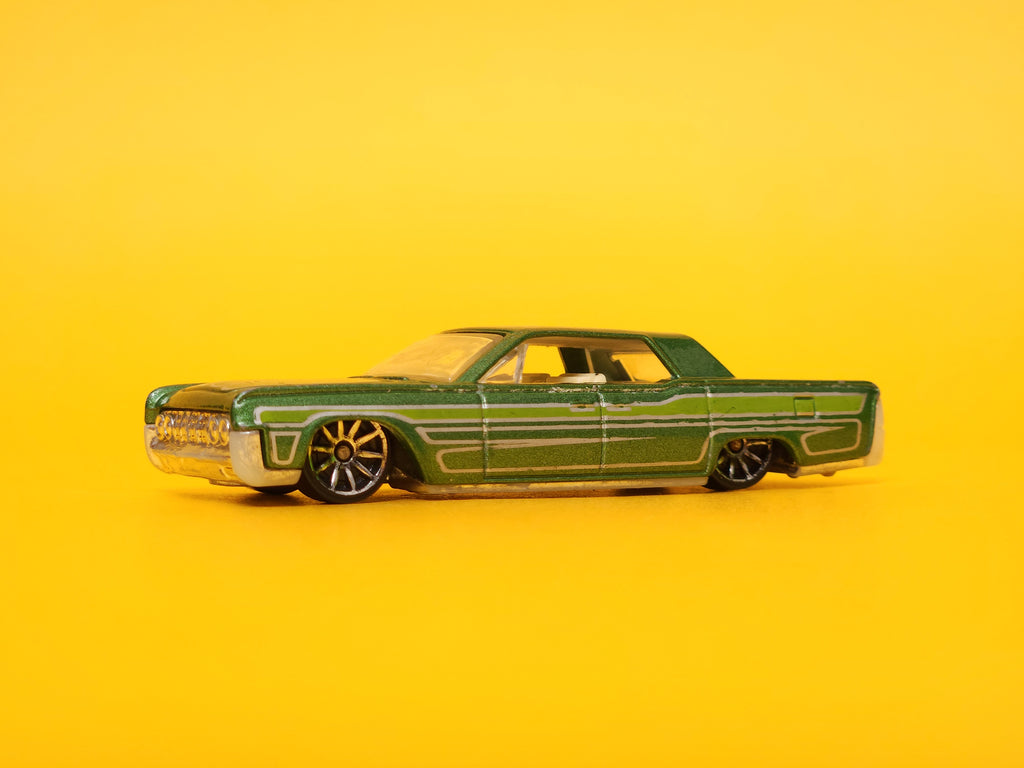 '64 Lincoln Continental: Metallic Dark Green – 2013 Mattel Hot Wheels Basic