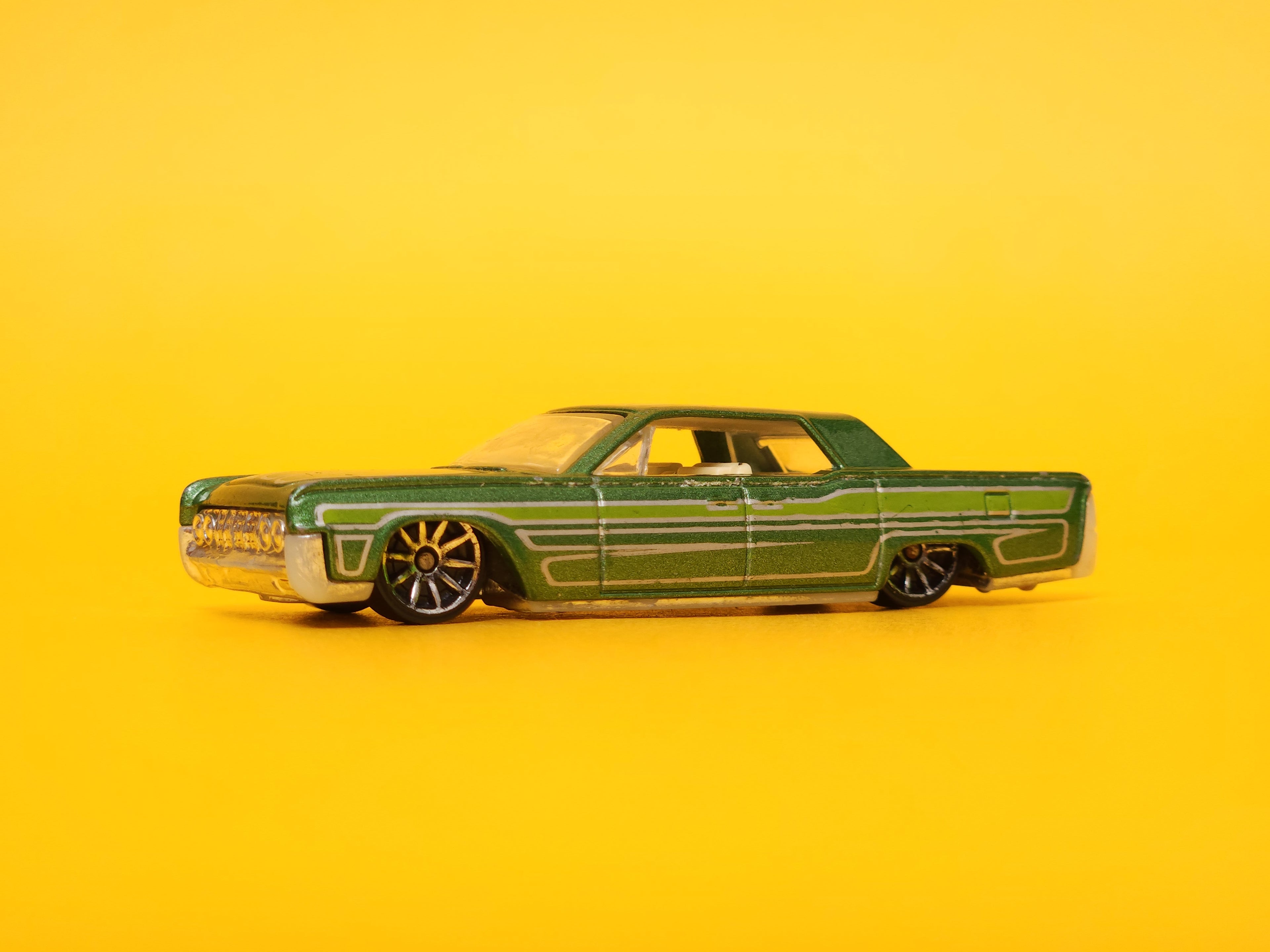 '64 Lincoln Continental: Metallic Dark Green – 2013 Mattel Hot Wheels Basic