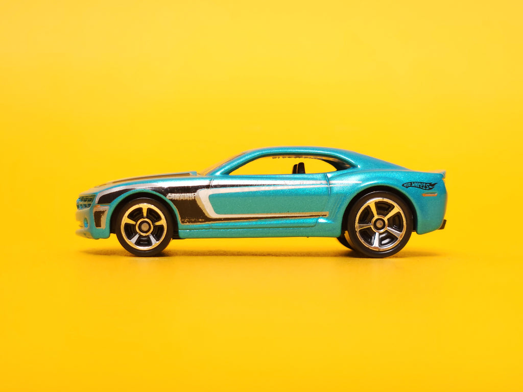 Chevy Camaro Concept: Metalflake Teal – 2011 Mattel Hot Wheels Basic