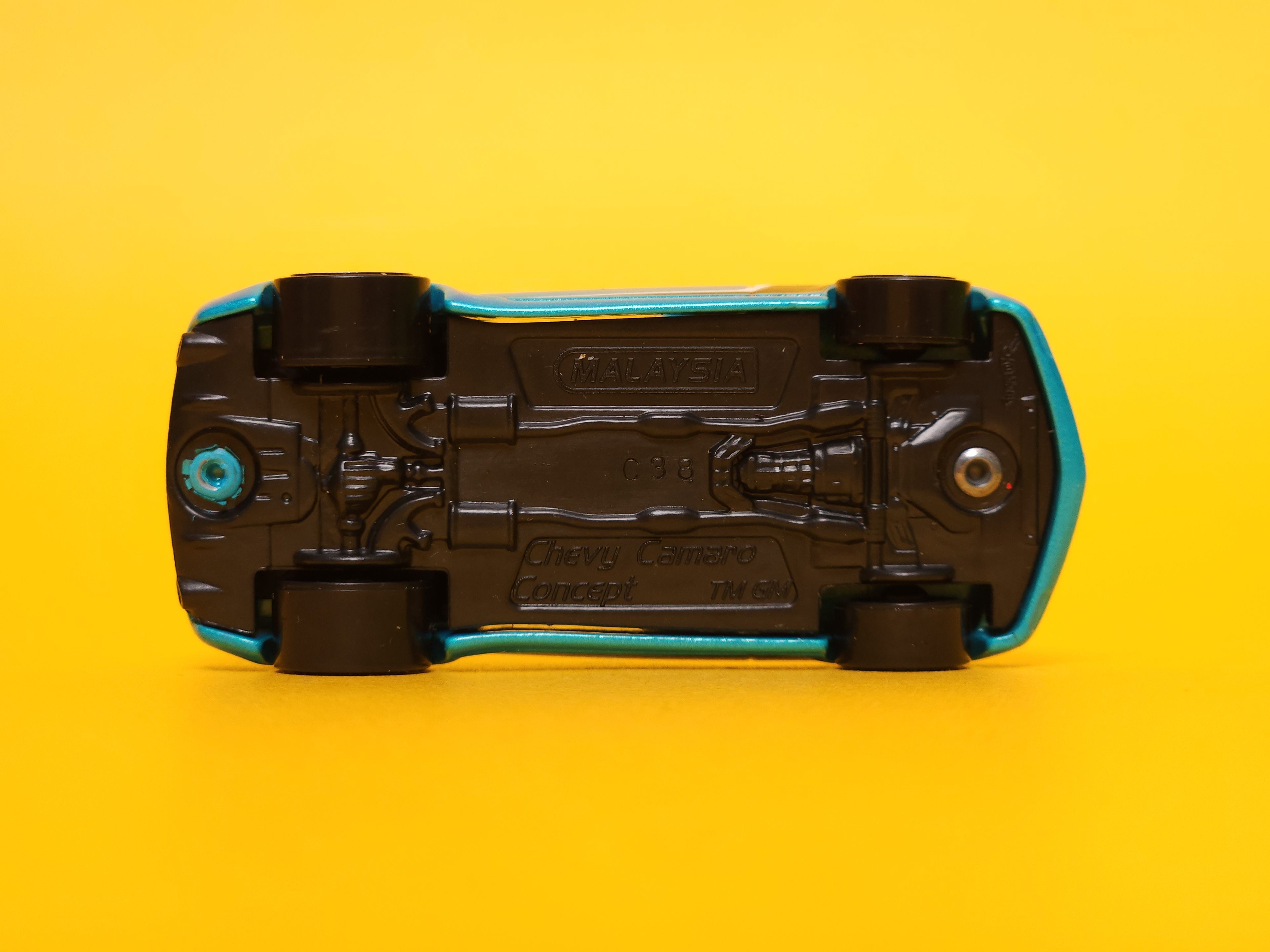 Chevy Camaro Concept: Metalflake Teal – 2011 Mattel Hot Wheels Basic