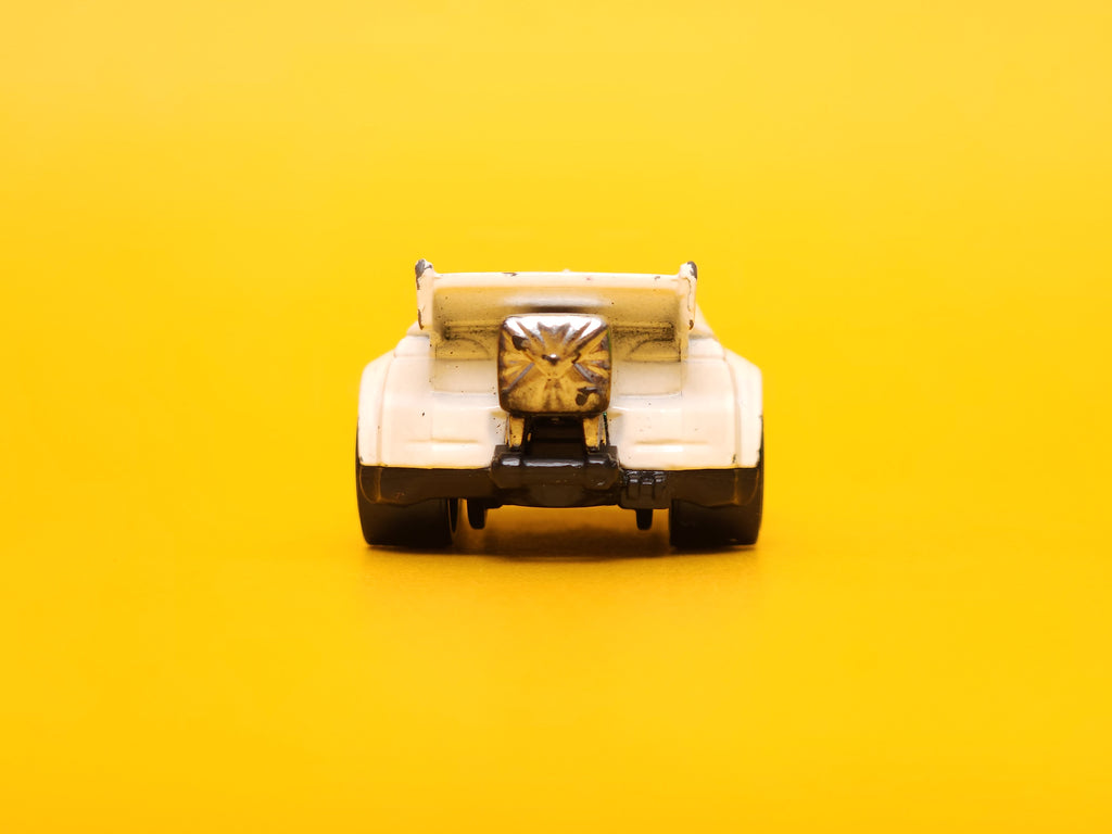 Super Volt: White – 2016 Mattel Hot Wheels Basic