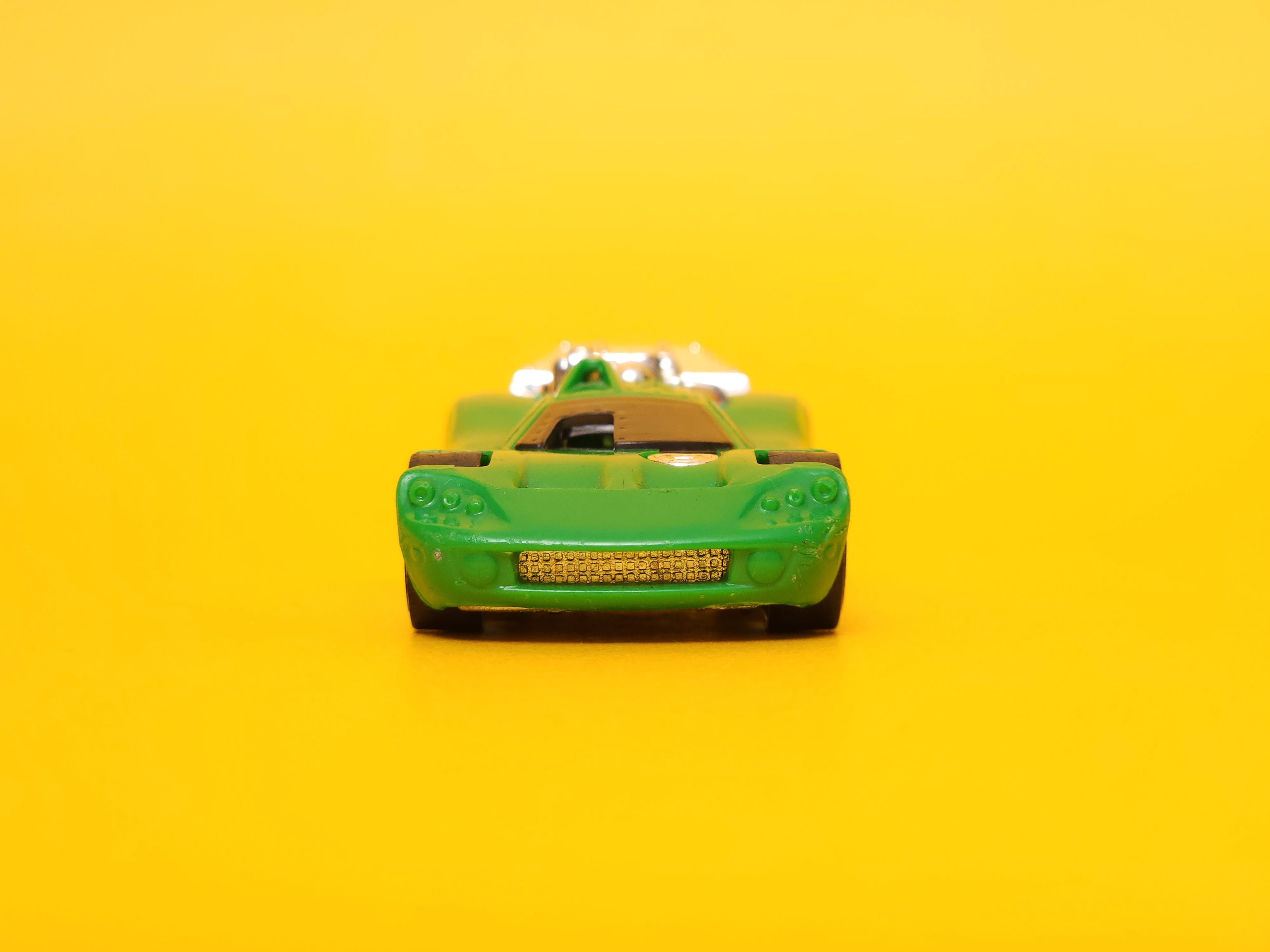 Spine Buster: Green – 2012 Mattel Hot Wheels Basic