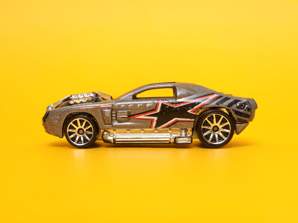 Hollowback: Metallic Gray – 2007 Mattel Hot Wheels Basic