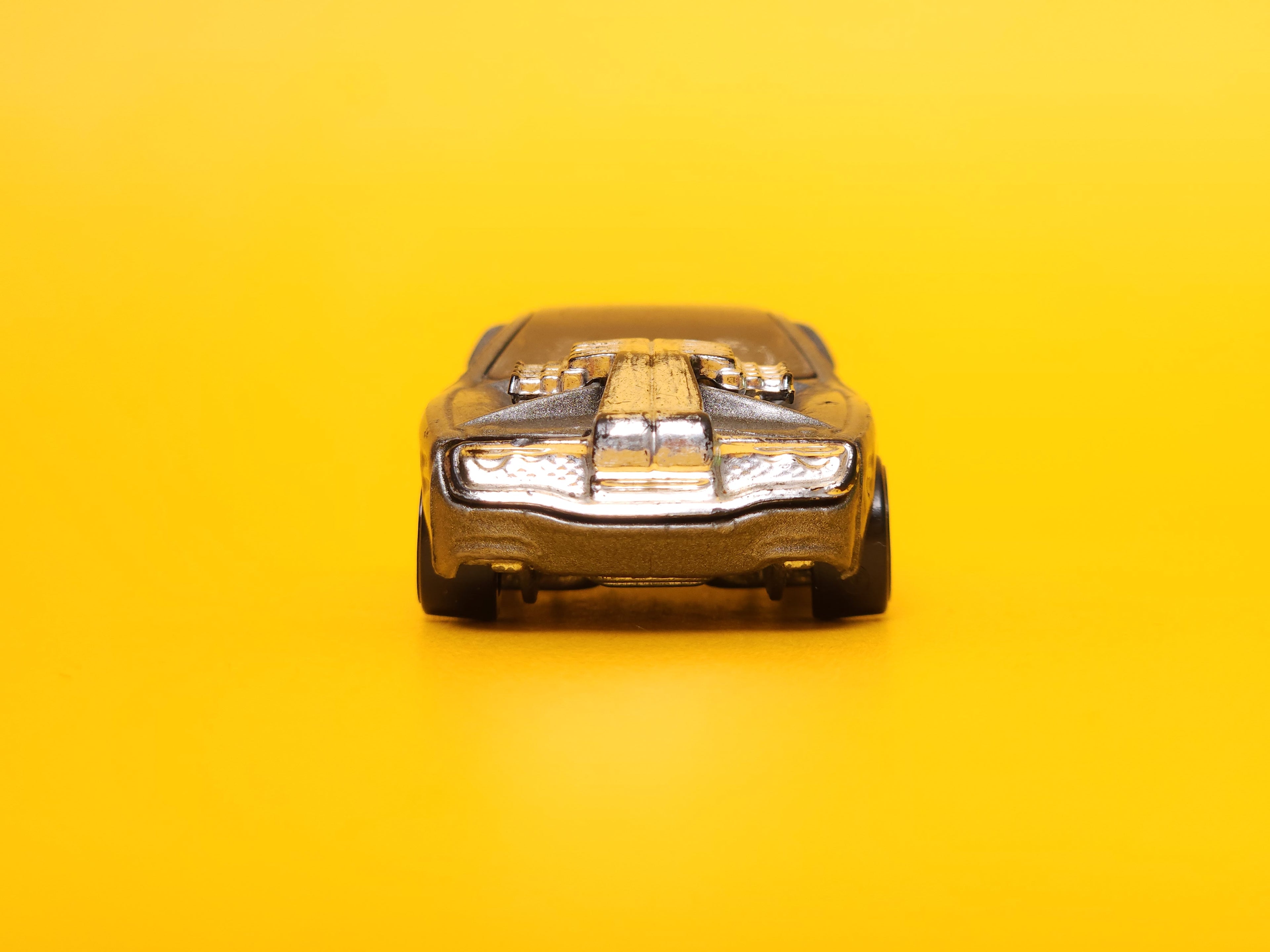 Hollowback: Metallic Gray – 2007 Mattel Hot Wheels Basic