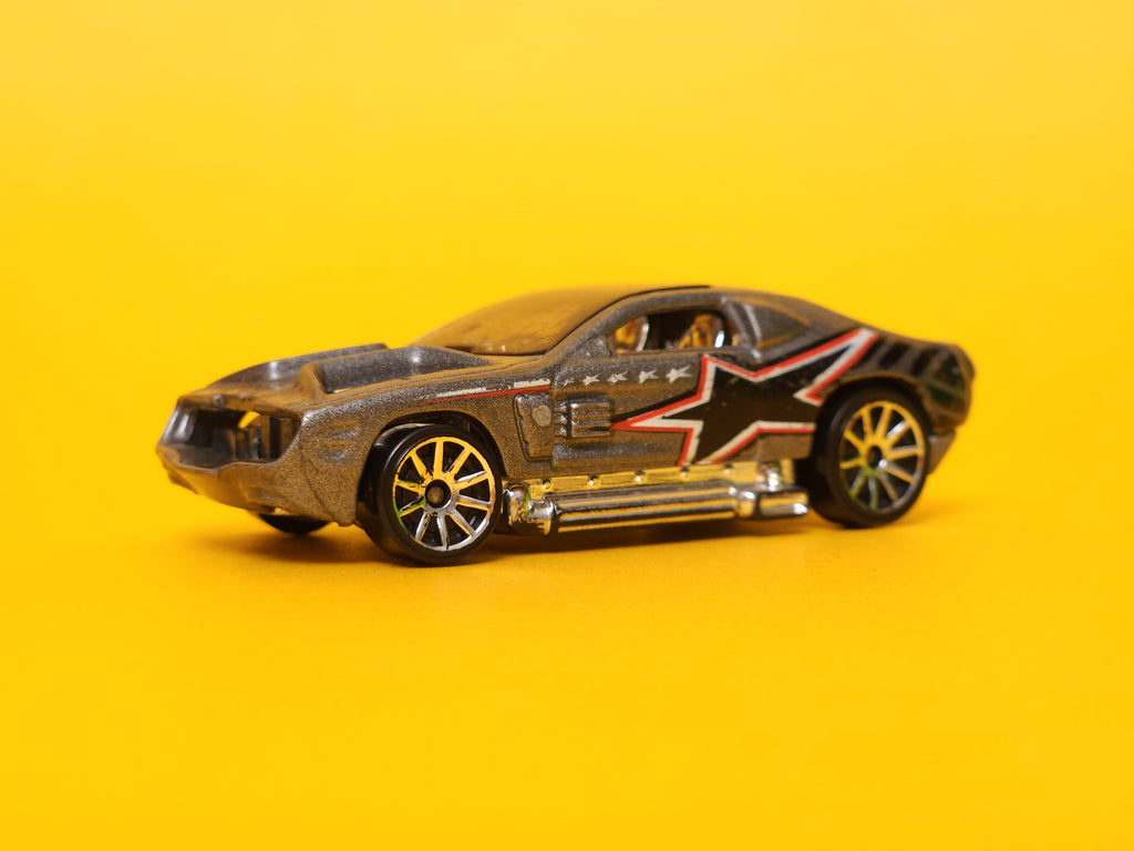 Hollowback: Metallic Gray – 2007 Mattel Hot Wheels Basic