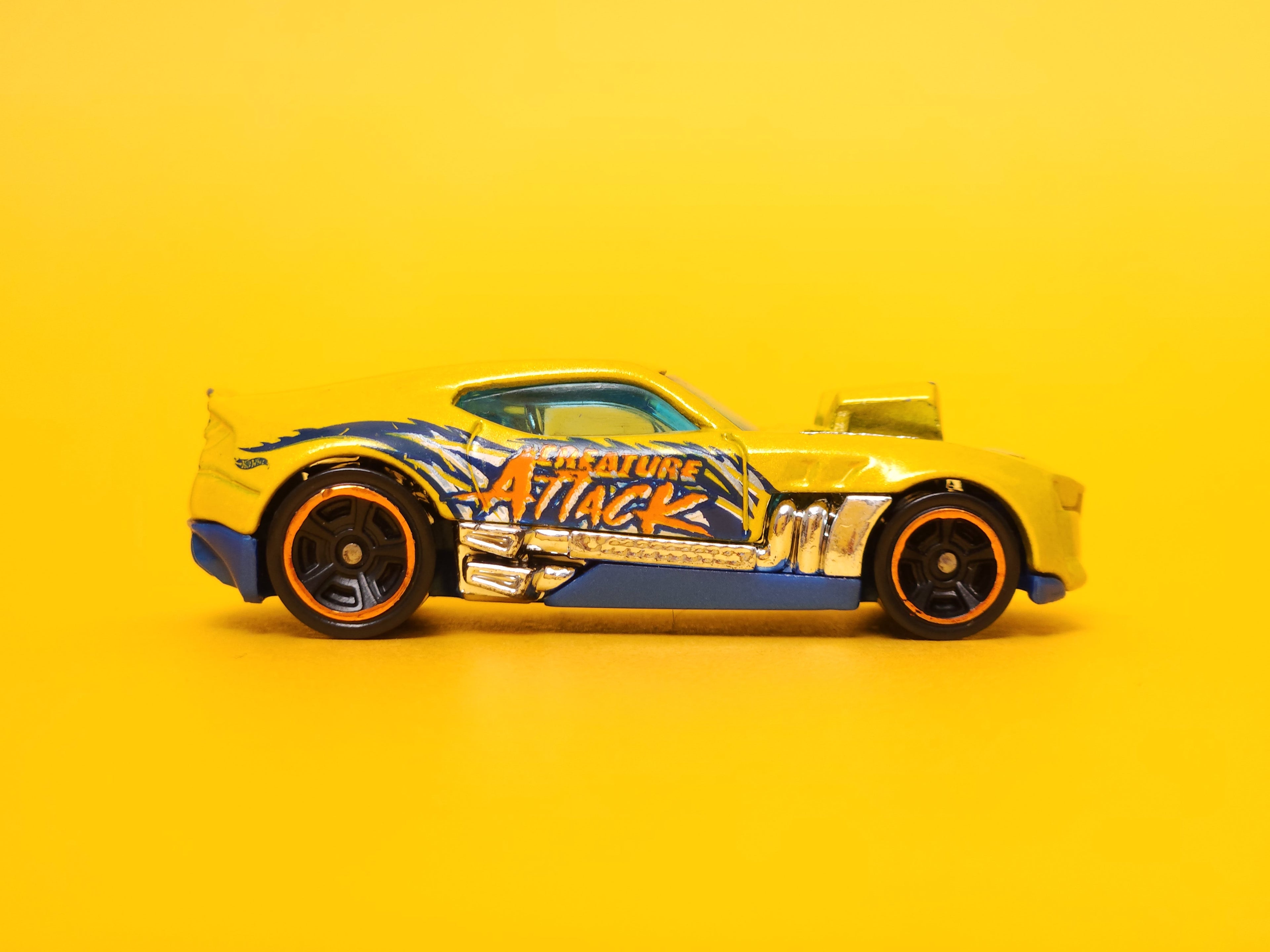 Twinduction: Yellow – 2018 Mattel Hot Wheels Basic