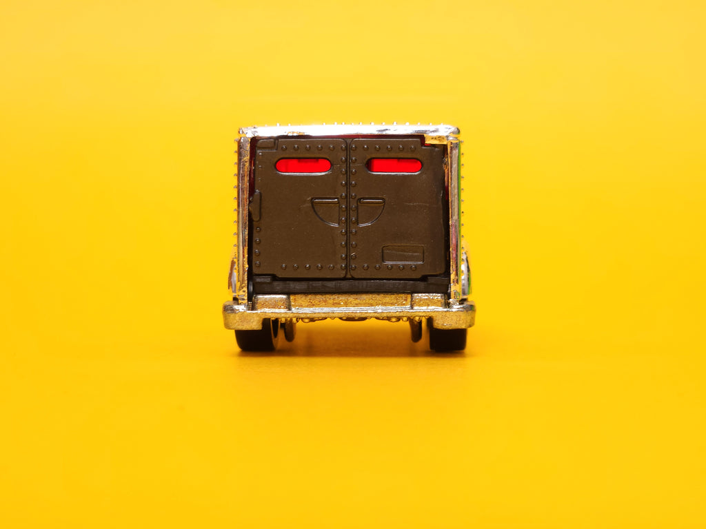 Armored Truck: Chrome – 2004 Mattel Hot Wheels Basic