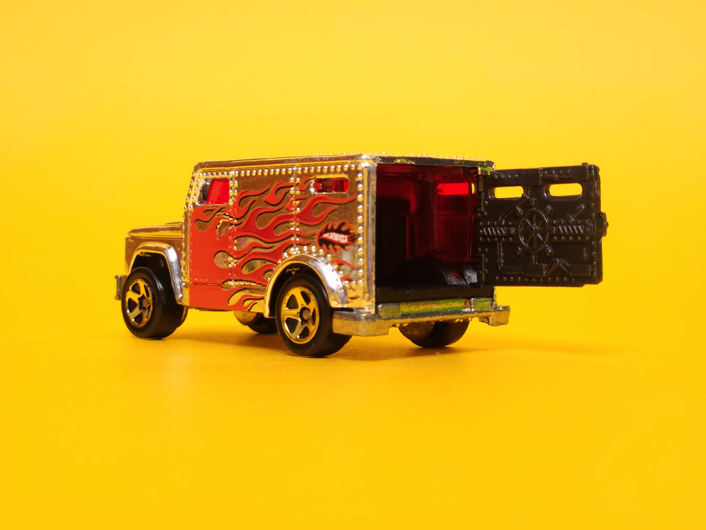 Armored Truck: Chrome – 2004 Mattel Hot Wheels Basic