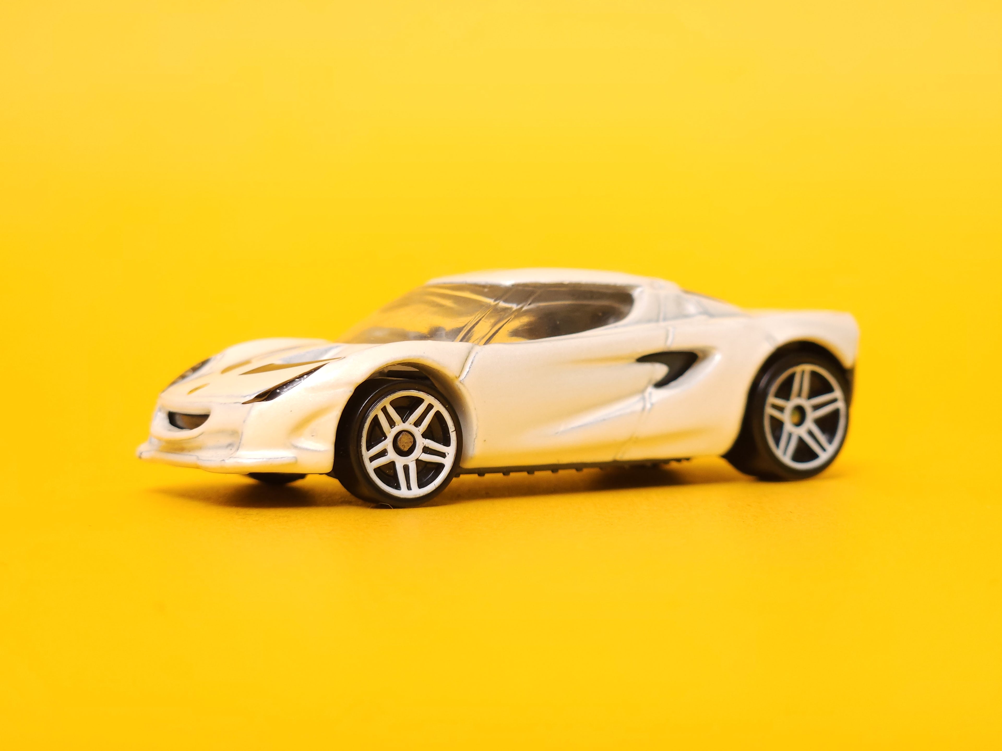 Lotus Project M250: Pearl White – 2011 Mattel Hot Wheels Basic
