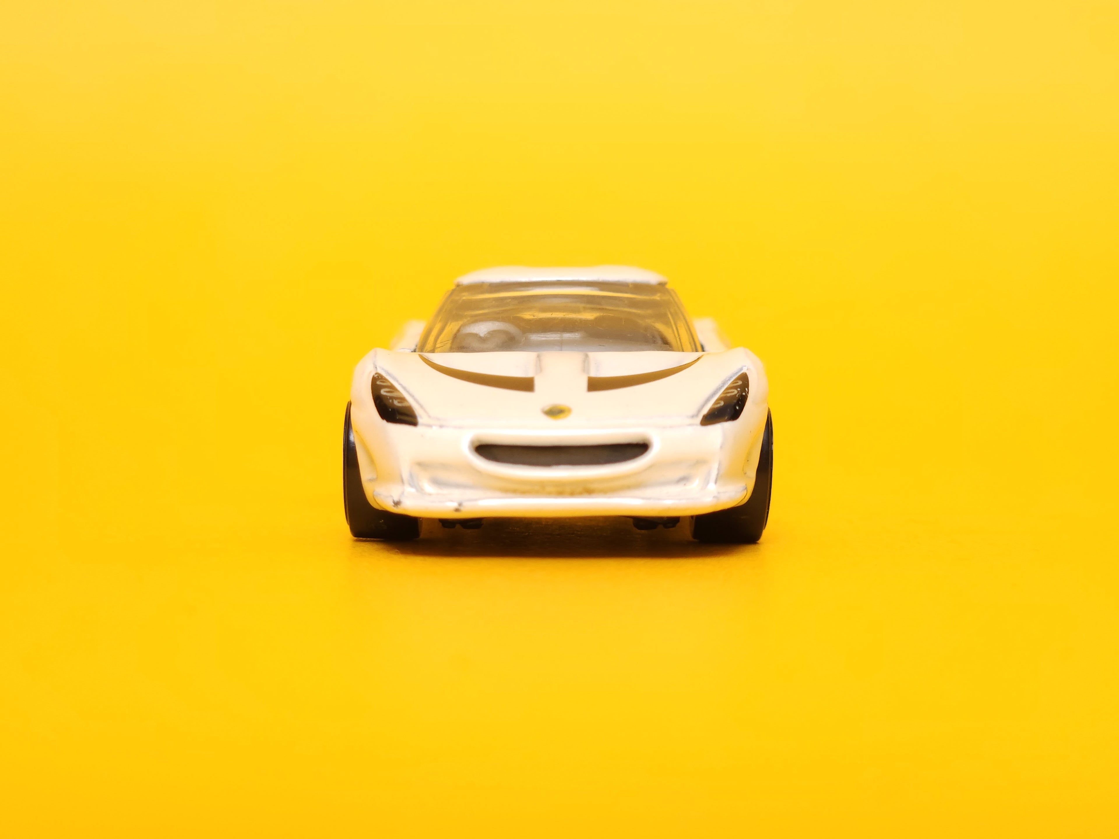 Lotus Project M250: Pearl White – 2011 Mattel Hot Wheels Basic