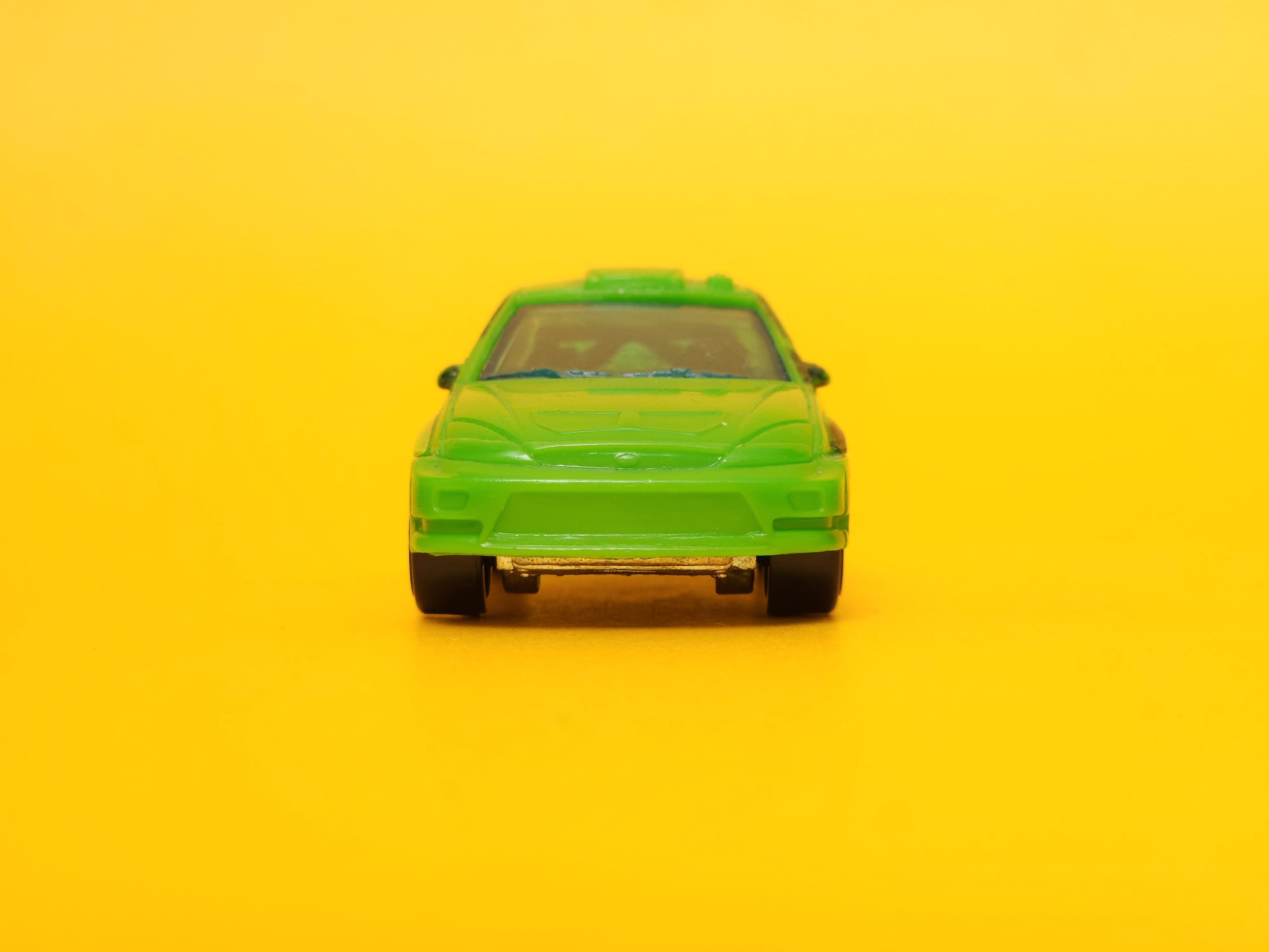 Ford Focus: Neon Green – 2011 Mattel Hot Wheels Basic