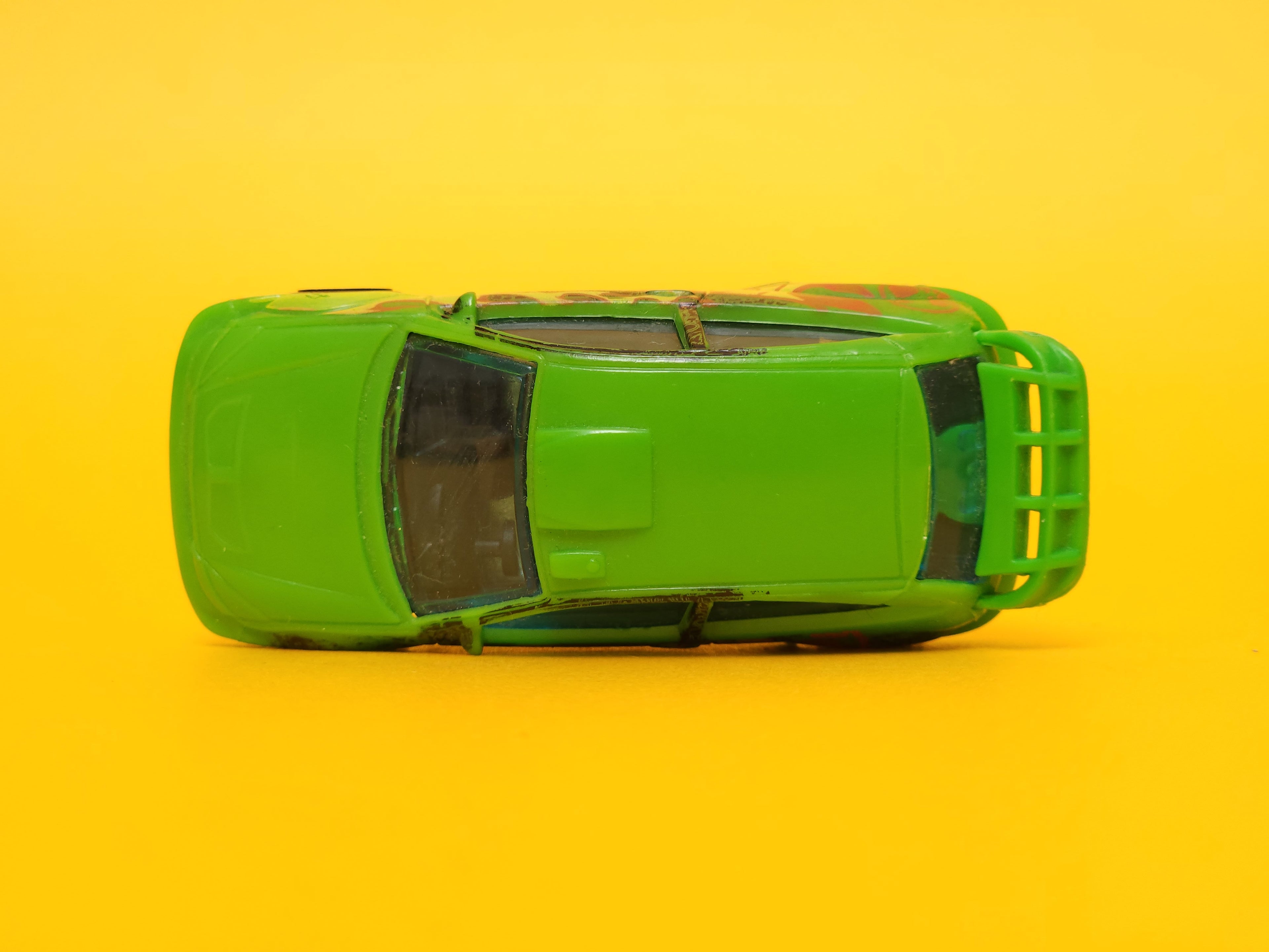 Ford Focus: Neon Green – 2011 Mattel Hot Wheels Basic
