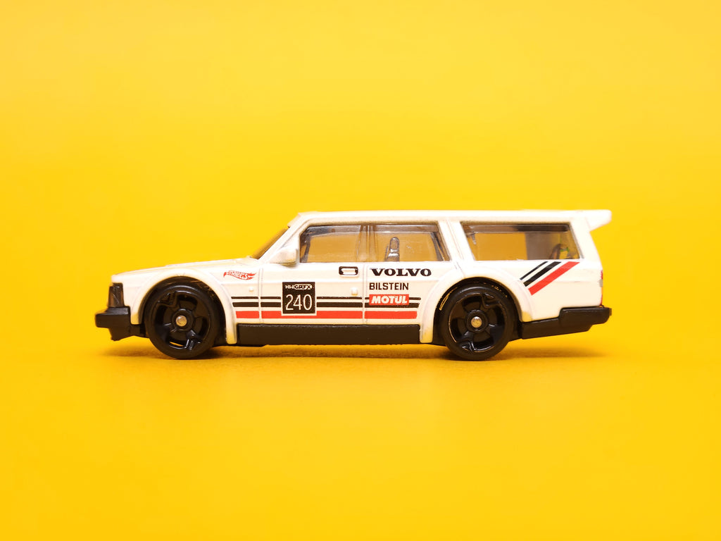 Volvo 240 Drift Wagon: White – 2024 Mattel Hot Wheels Basic