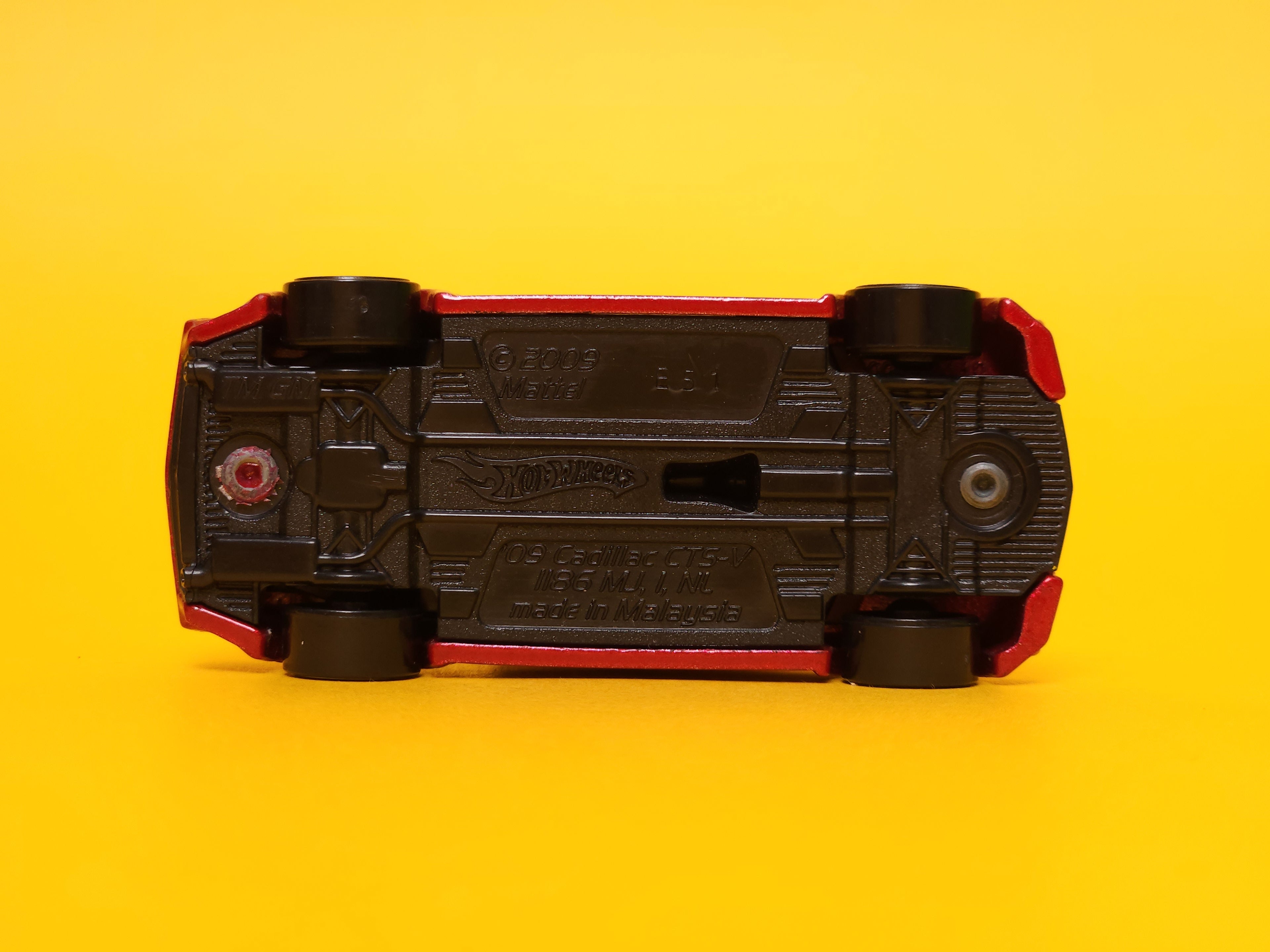 '09 Cadillac CTS-V: Metalflake Maroon – 2013 Mattel Hot Wheels Basic