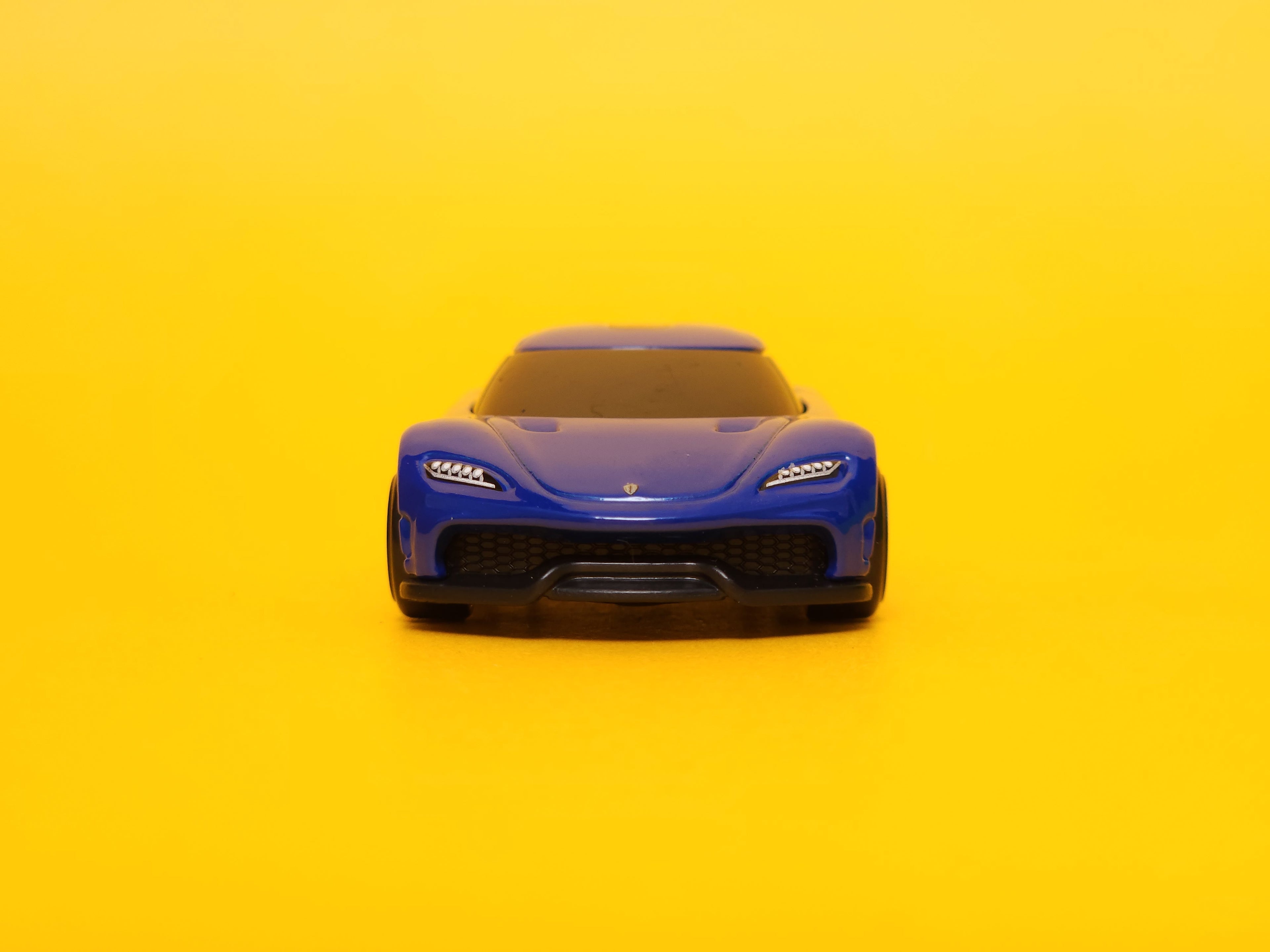 Koenigsegg Gemera: Imperial Blue – 2024 Mattel Hot Wheels Basic